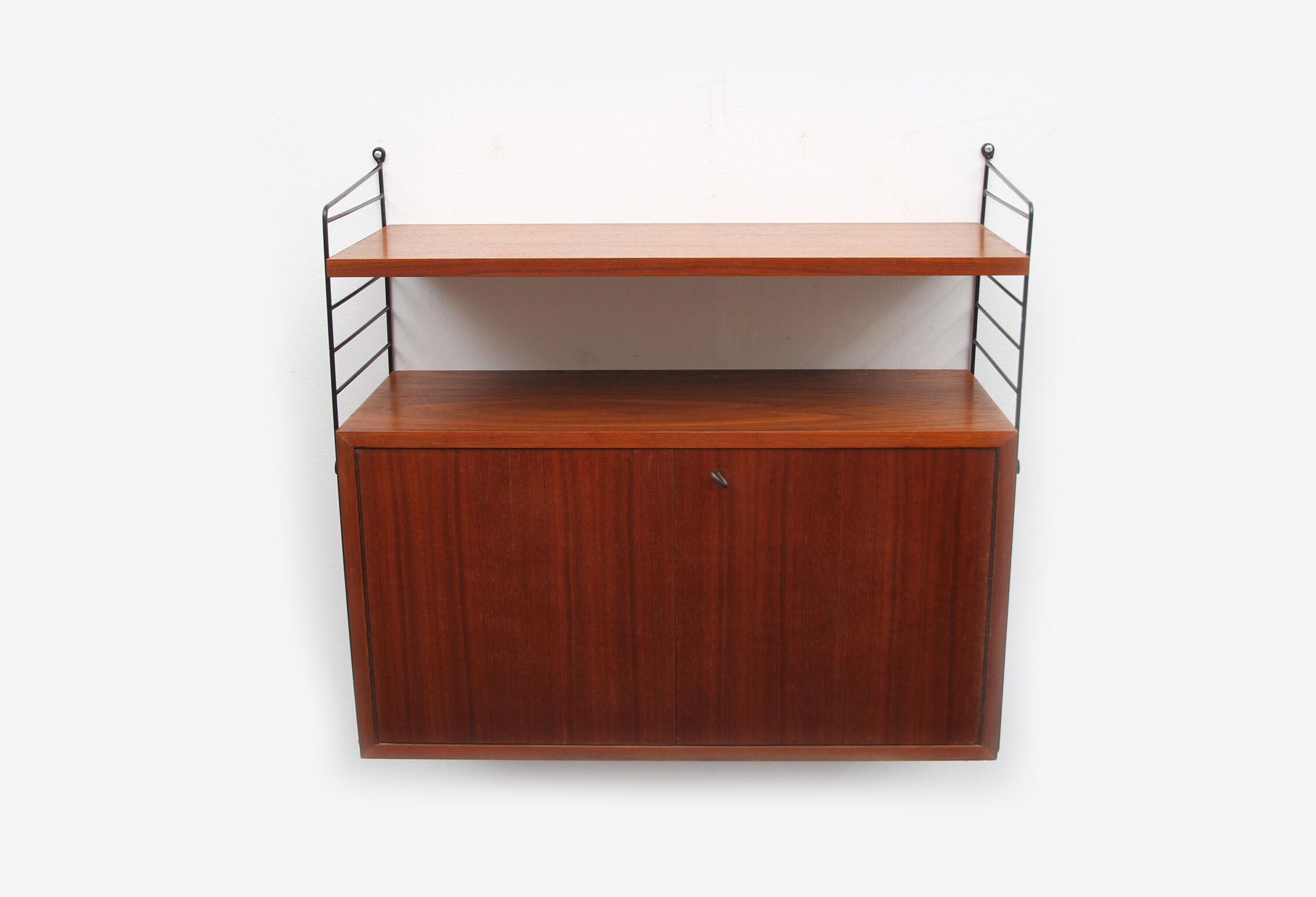 Wall unit in teak by Nisse Strinning