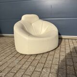 Ligne Roset Pumpkin 1-seater + pouf in beige leather by Pierre Paulin