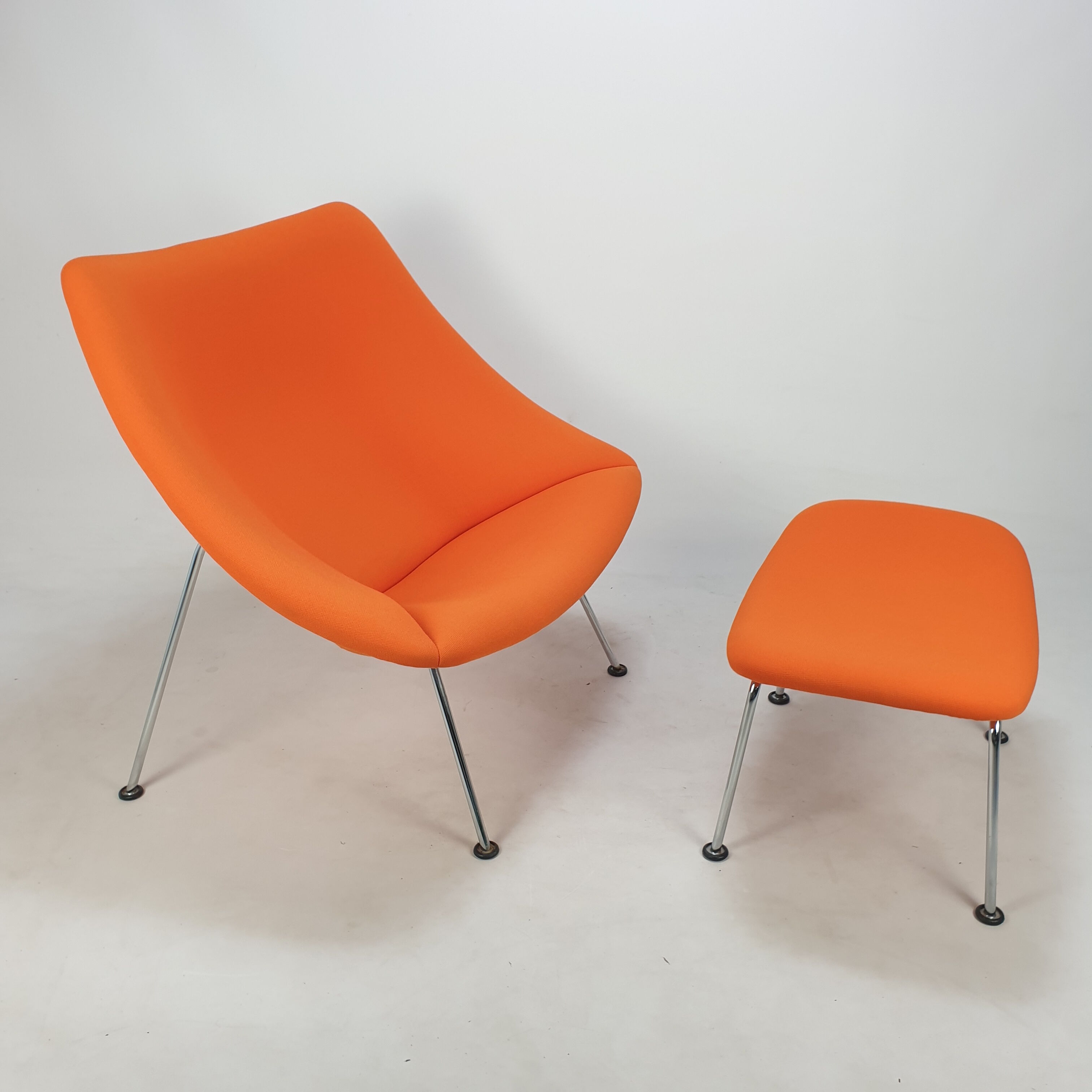 Oyster Chair and Ottoman by Pierre Paulin for Artifort