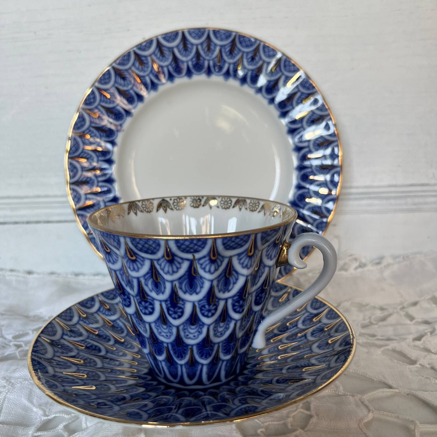 Lomonosov Russian Porcelain Cup Set