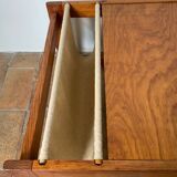 70´ coffee table