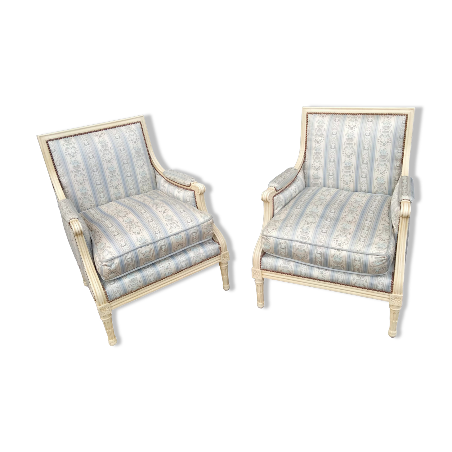 Paire de bergères fauteuils ancien style louis xvi vintage