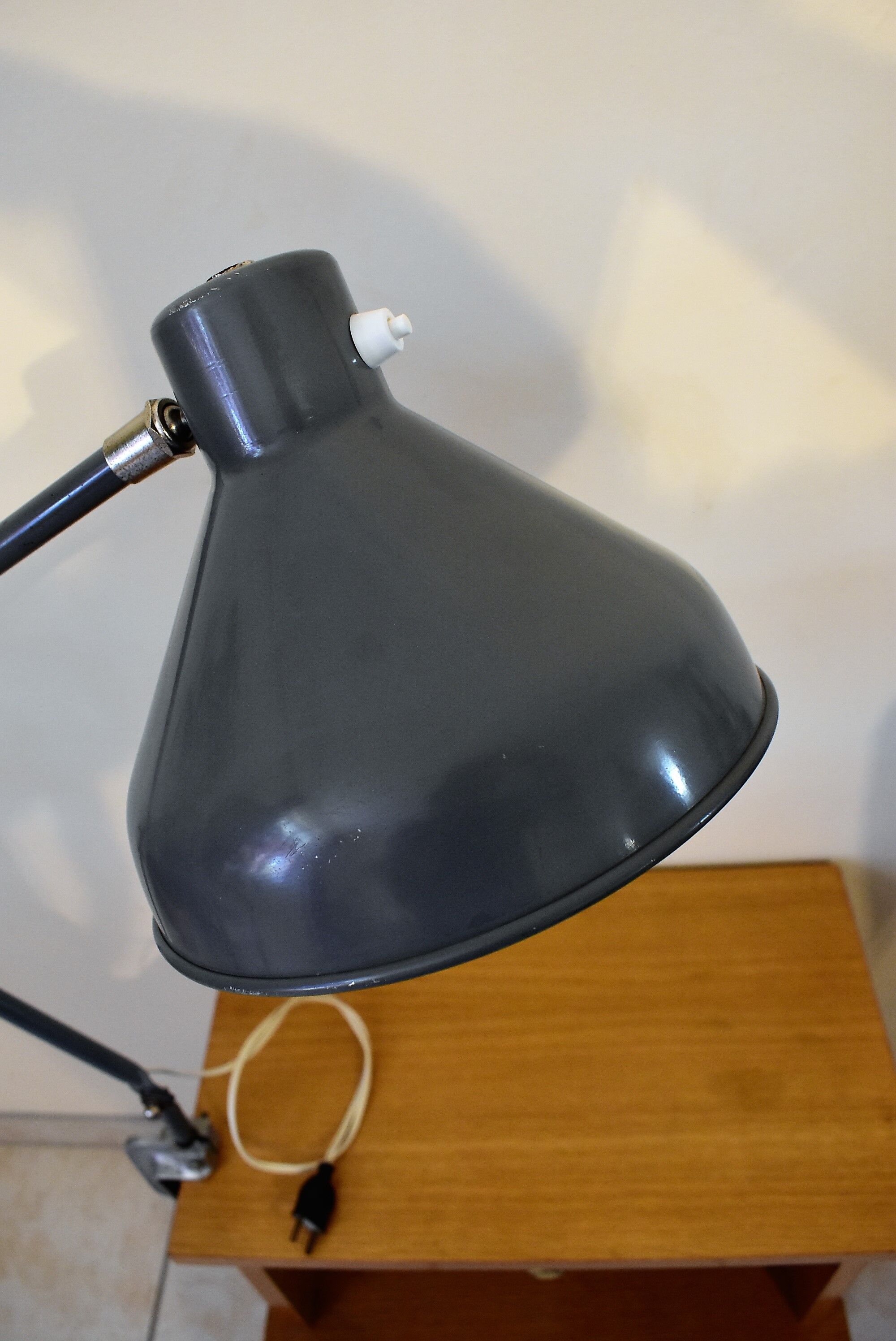 Articulated lamp vintage office