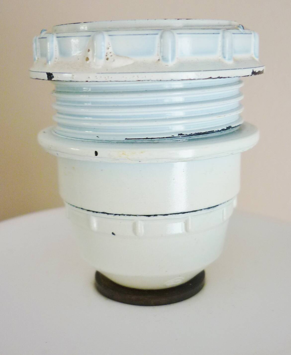 White glazed ceramic lamp, sleek design from the 60s/70s