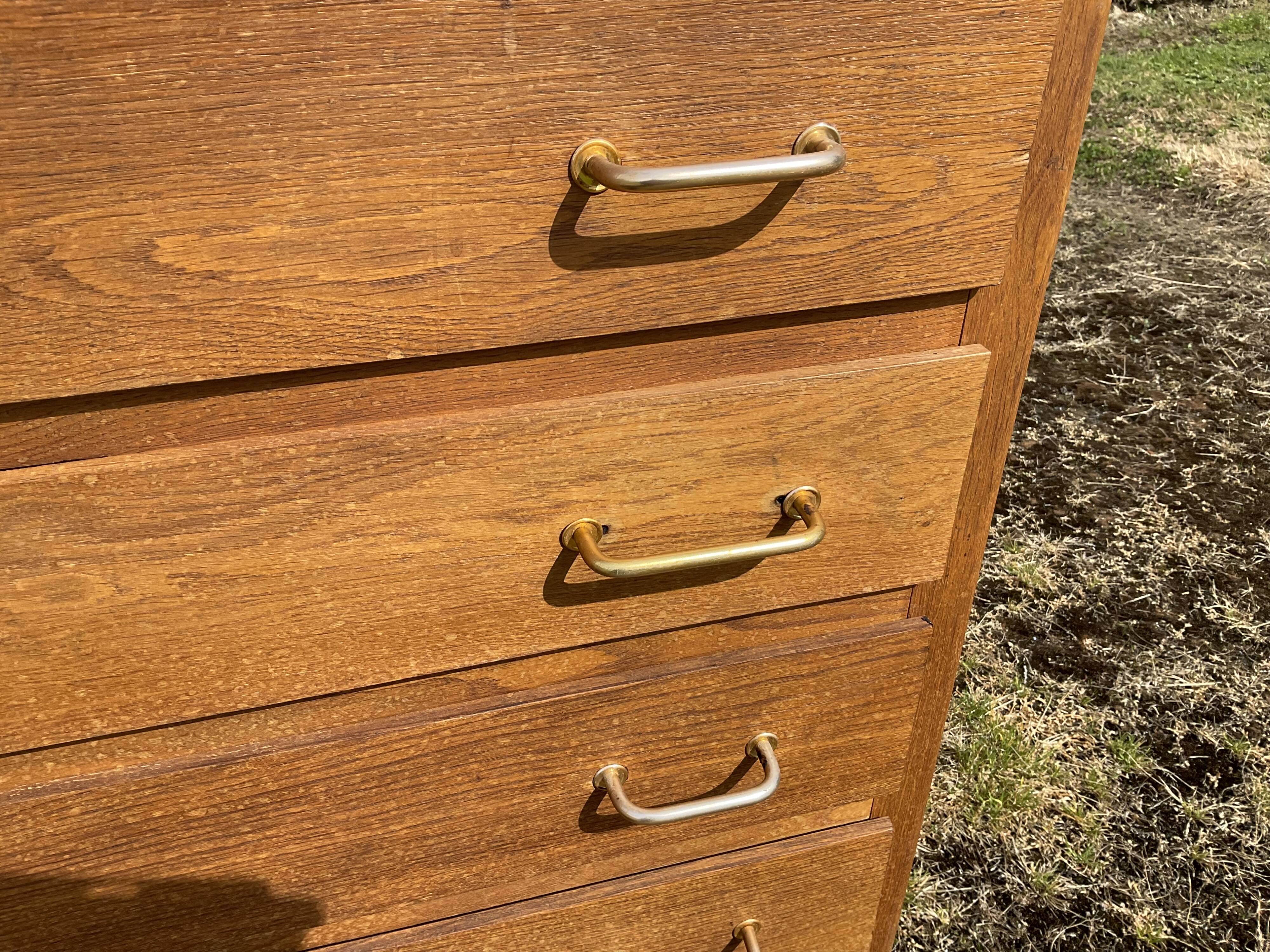 Vintage chest of drawers