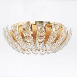 Delicate chandelier in gilded brass and crystal glass in the shape of flowers by Palwa, Germany, 1970s.