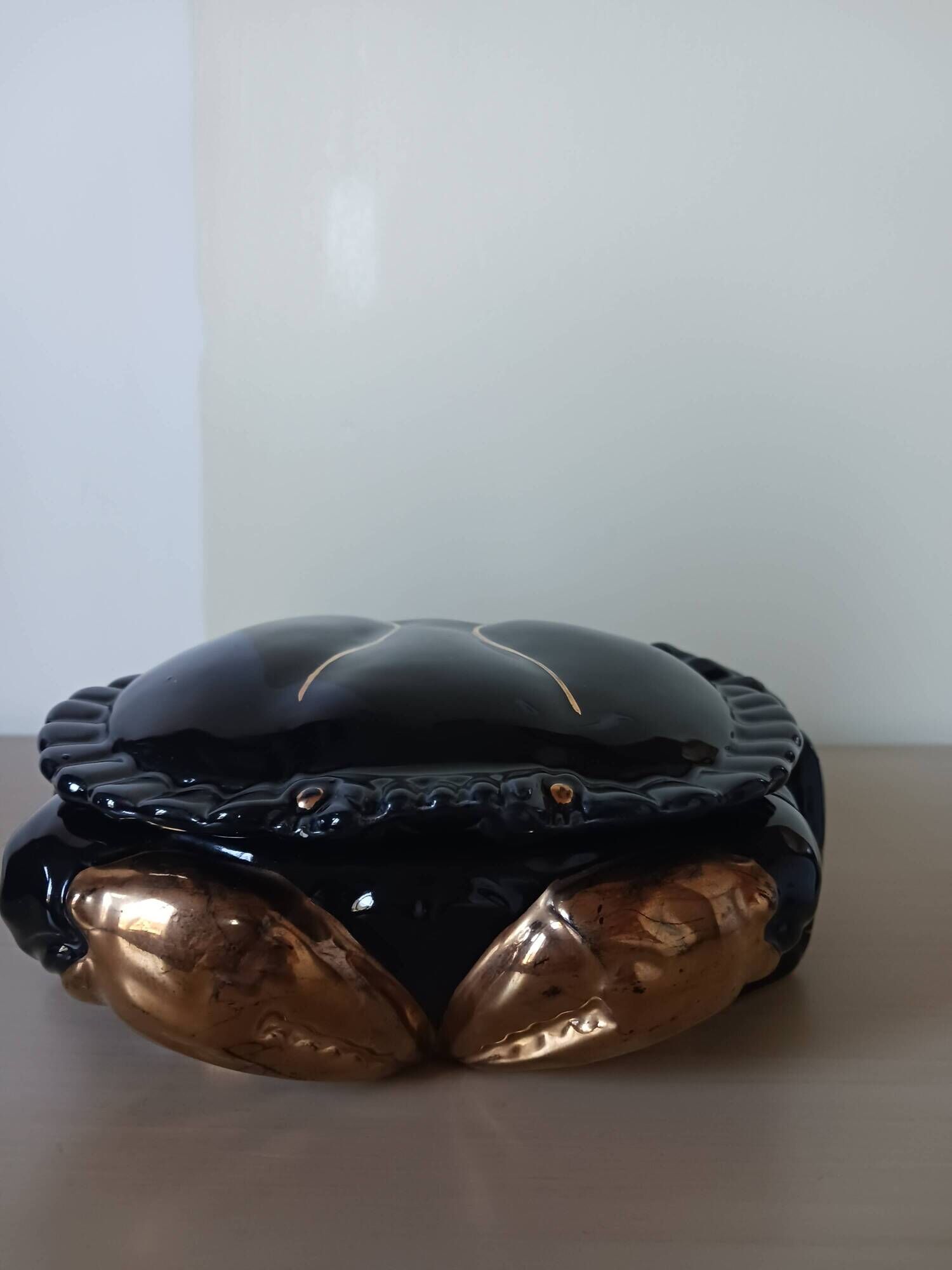 Glazed ceramic crab, M Caugant.