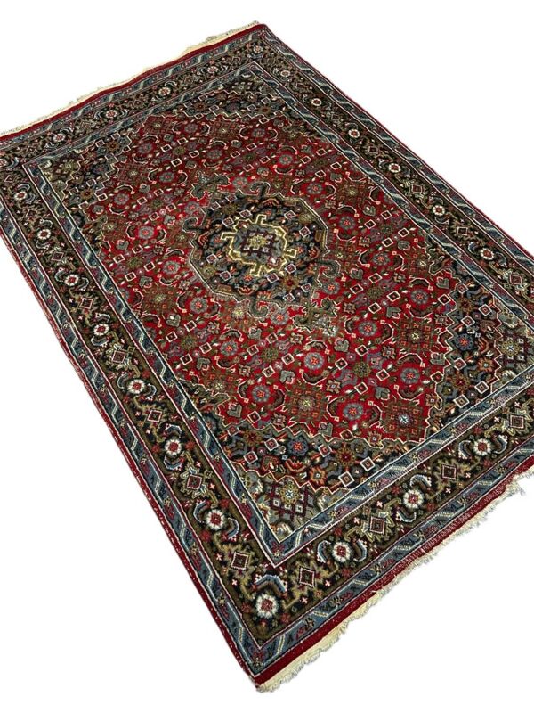 Tapis persan fait main