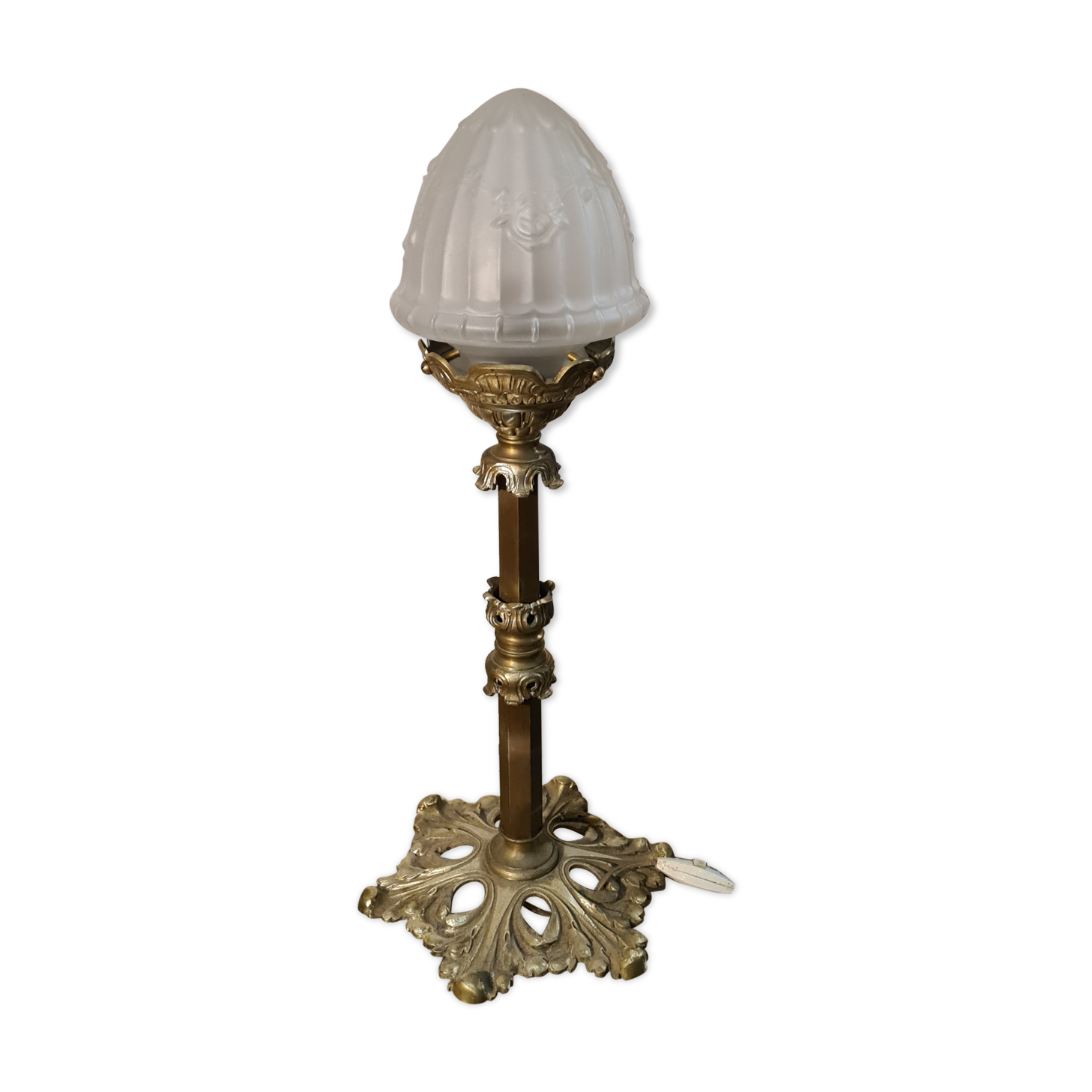 large bronze lamp napoleon iii sculpted globe molded opaque 54x22