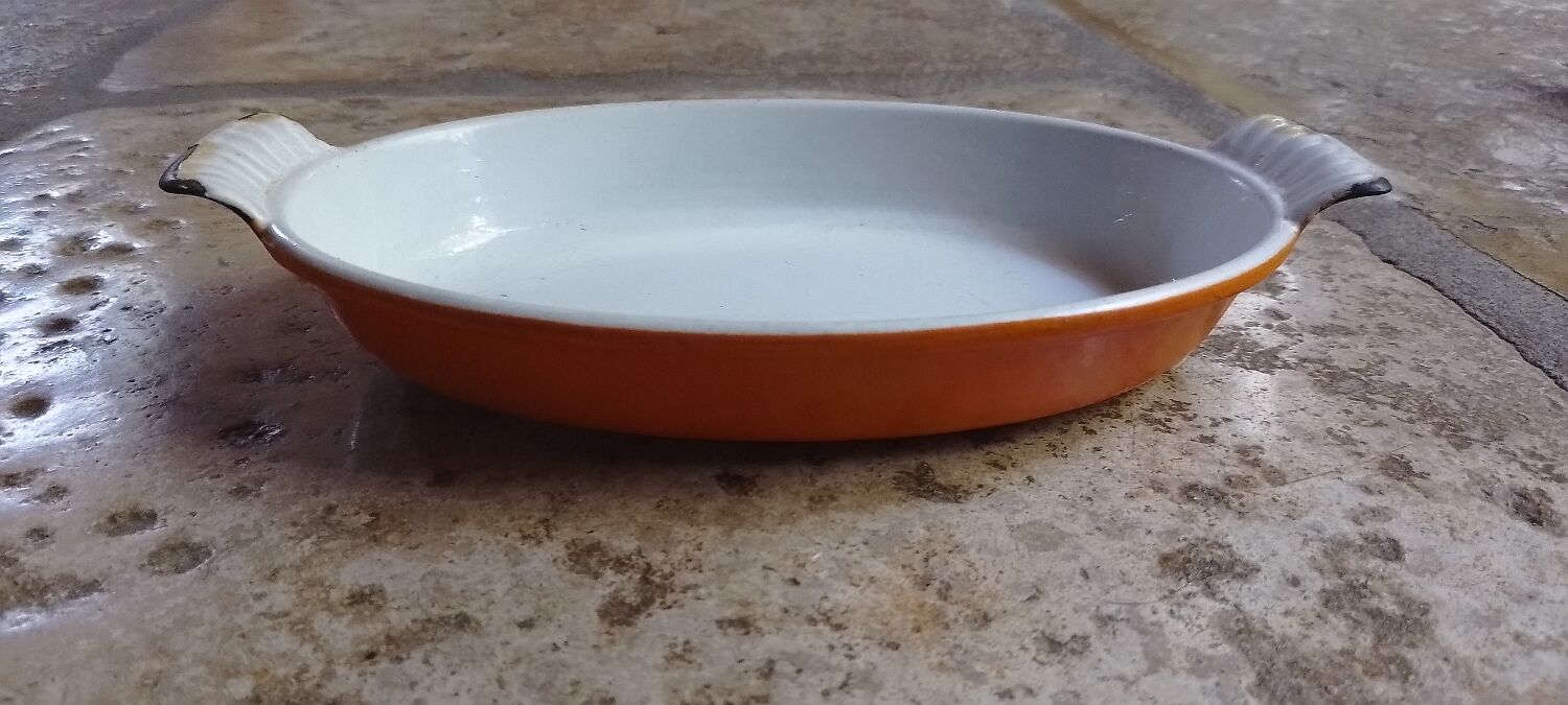 Dutch cast iron dish Dru 22