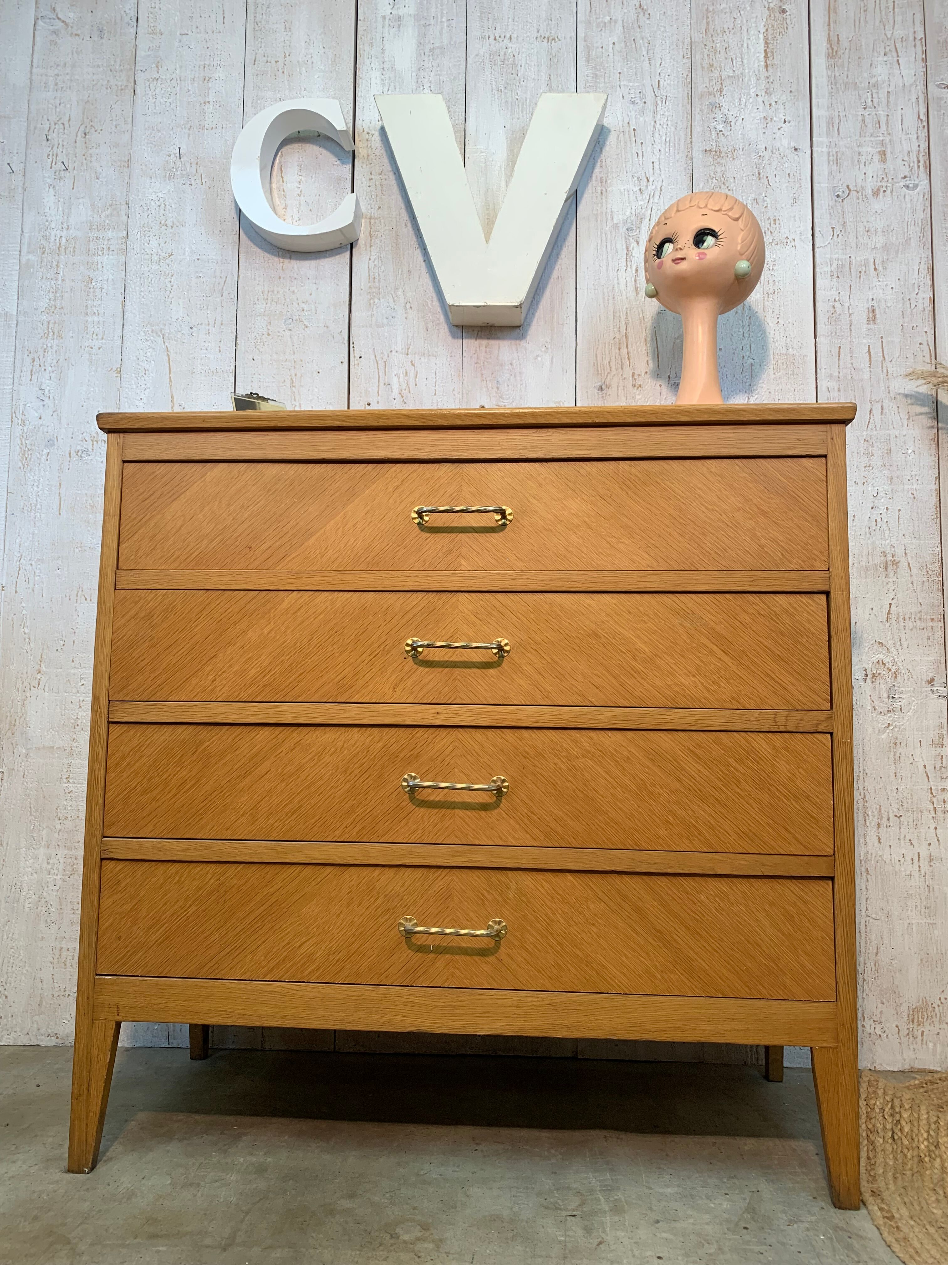 Vintage chest of drawers
