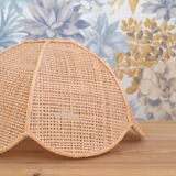Raffia lampshade in the shape of a flower