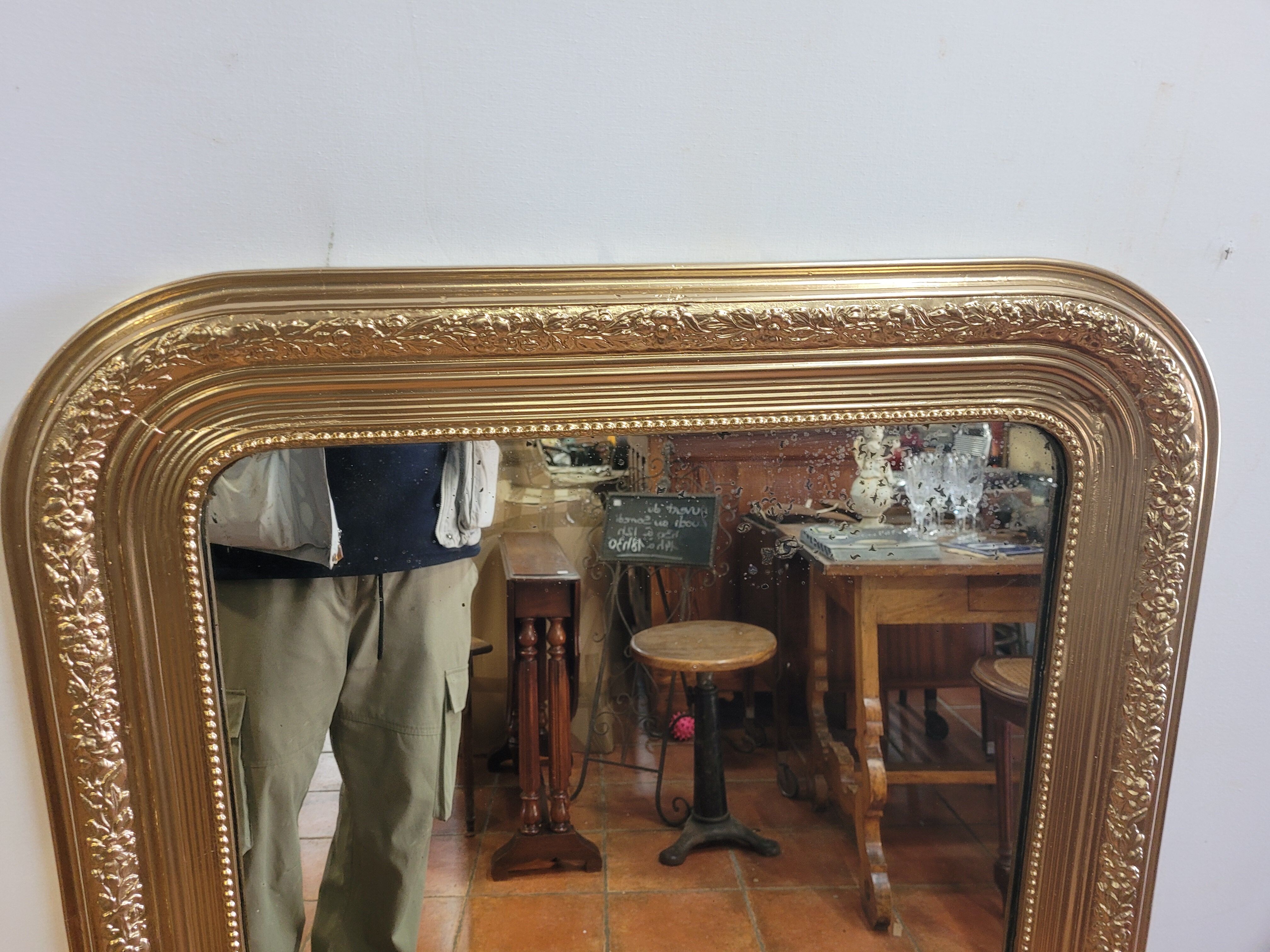 Miroir Louis Philippe doré ancien 119x81cms