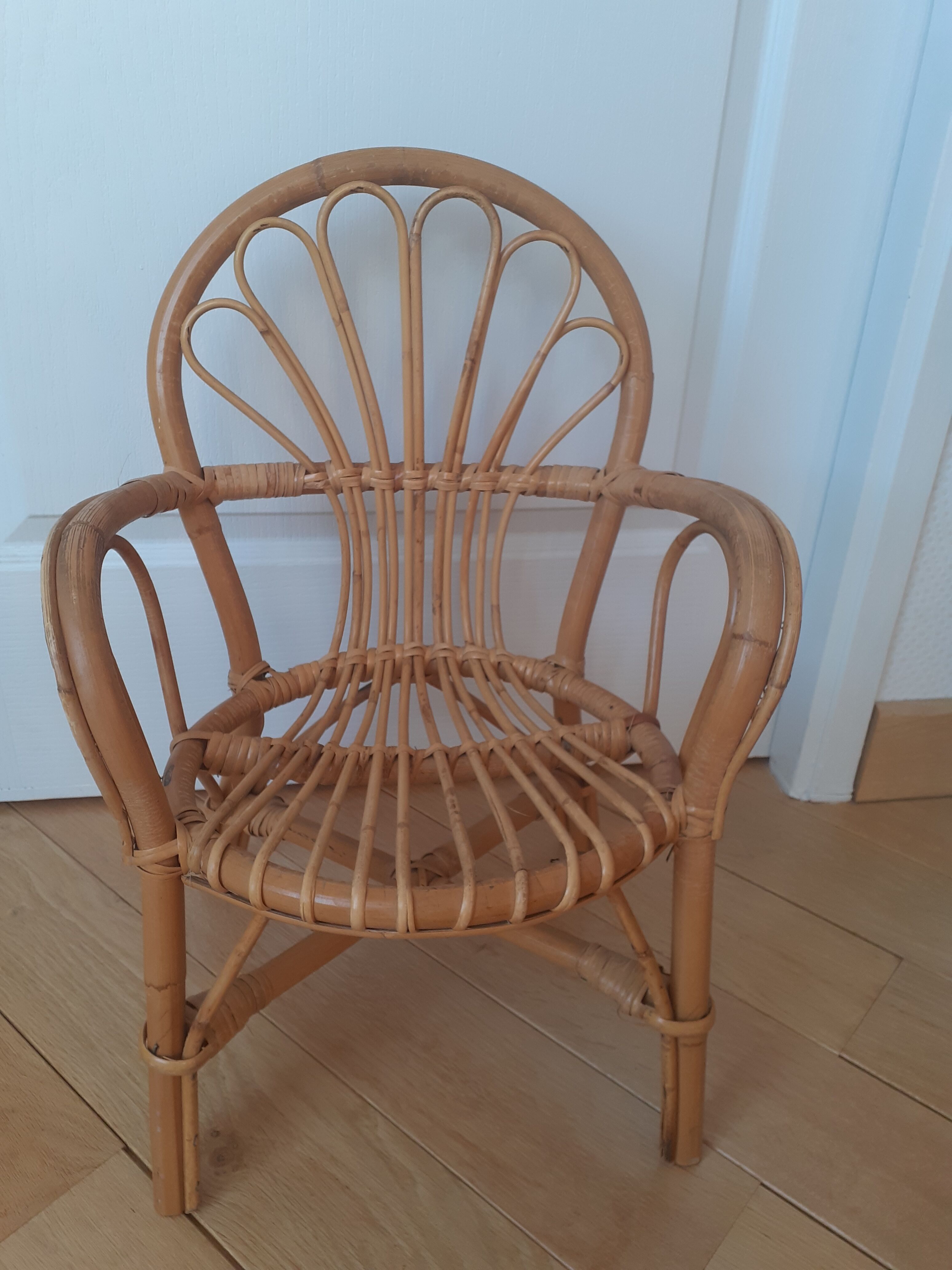 Rattan children's chair