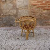 Worker round rattan basket