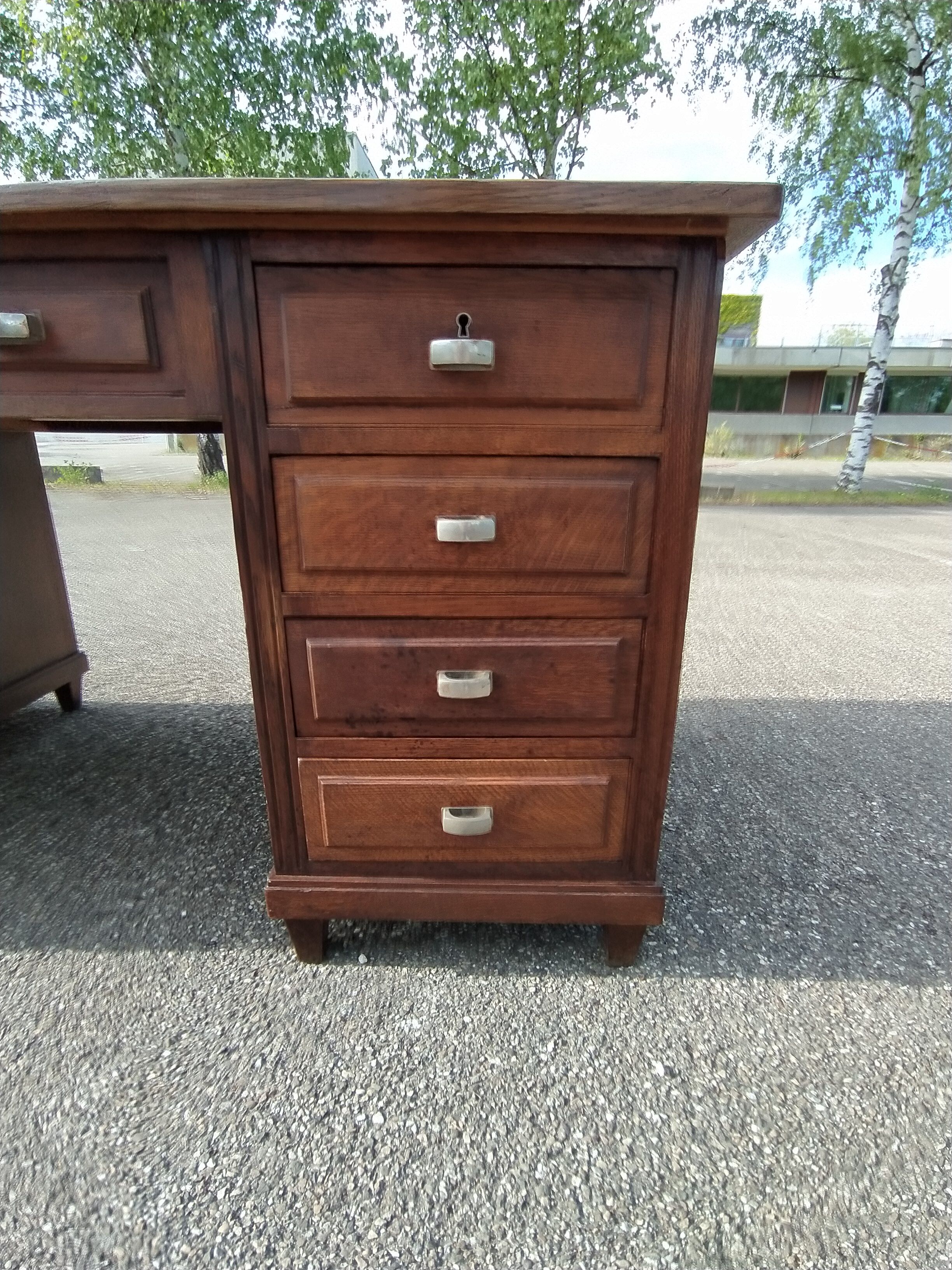 English minister's office