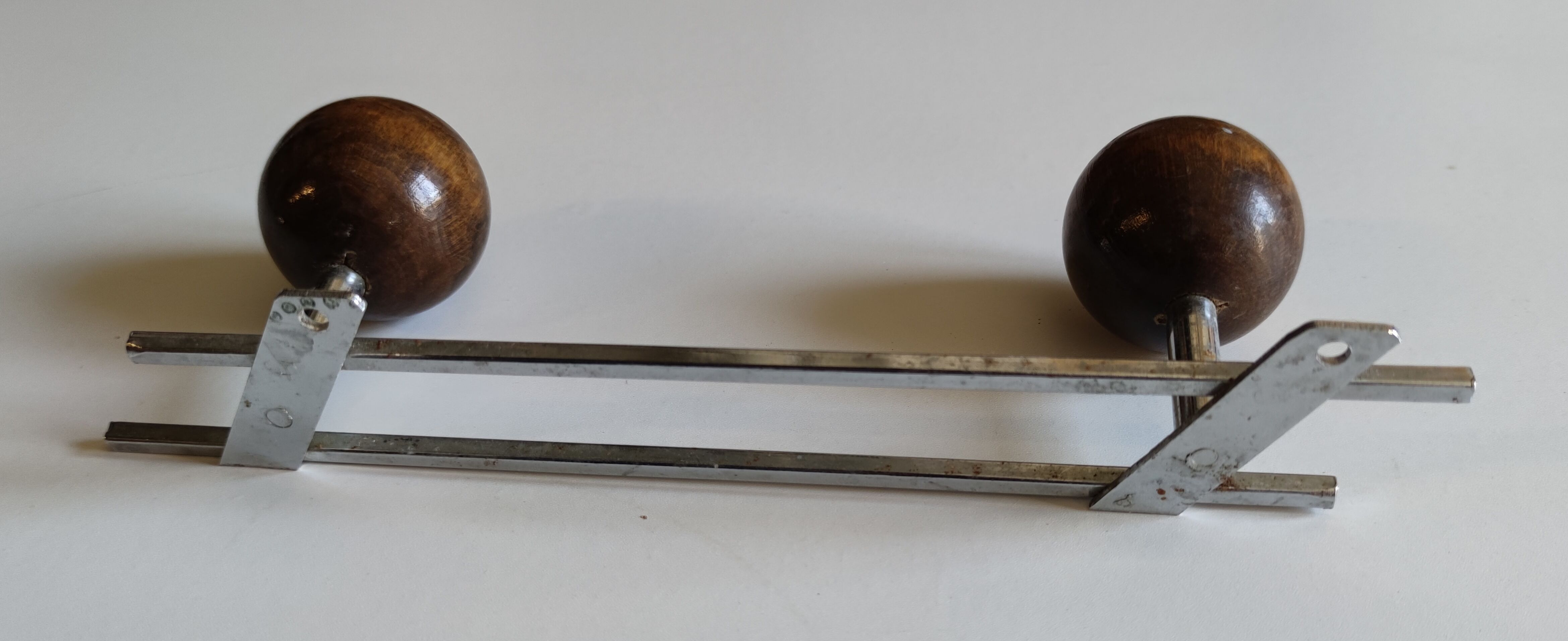Double patères