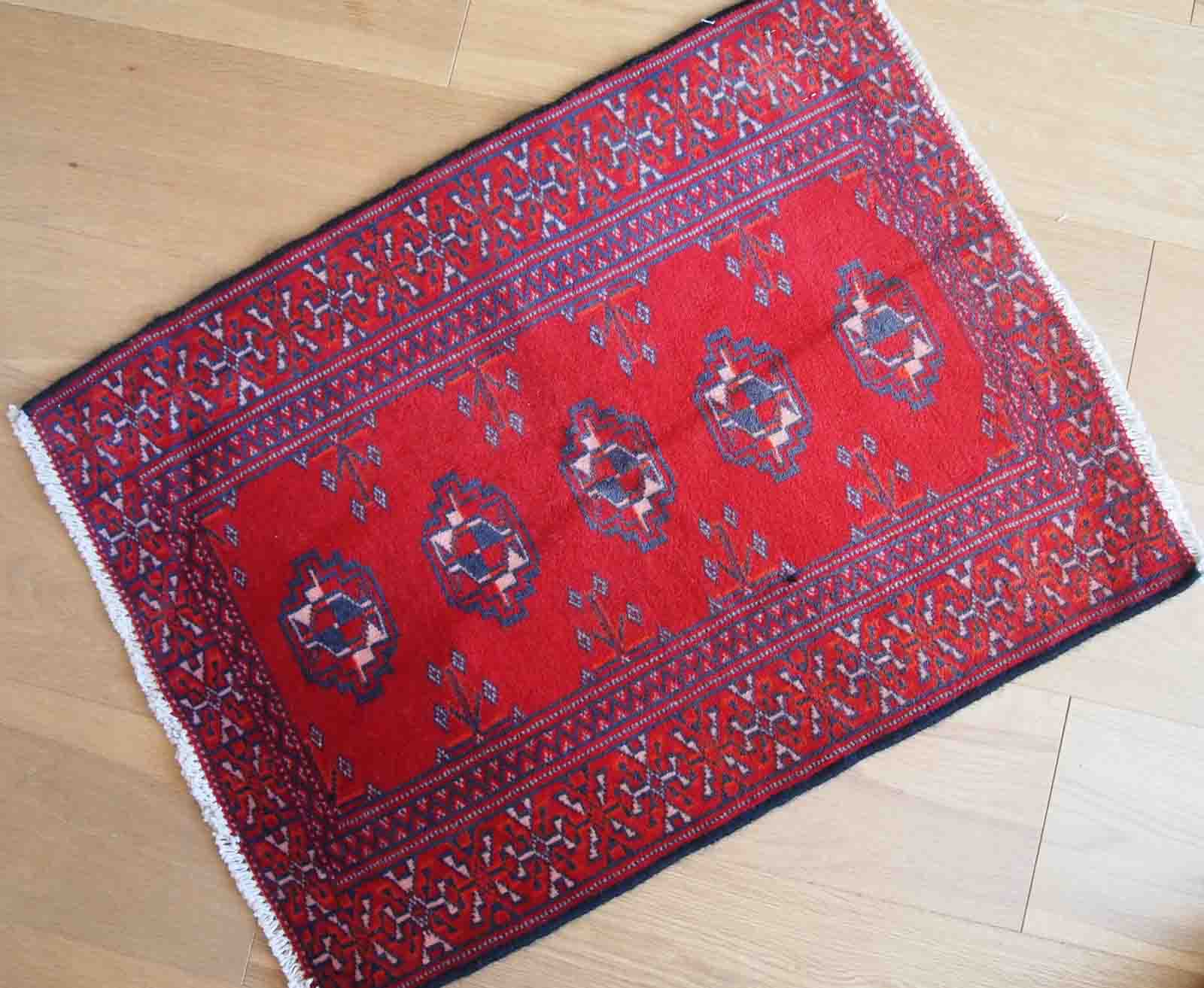 Vintage handmade Turkoman rug 58cm x 79cm 1970