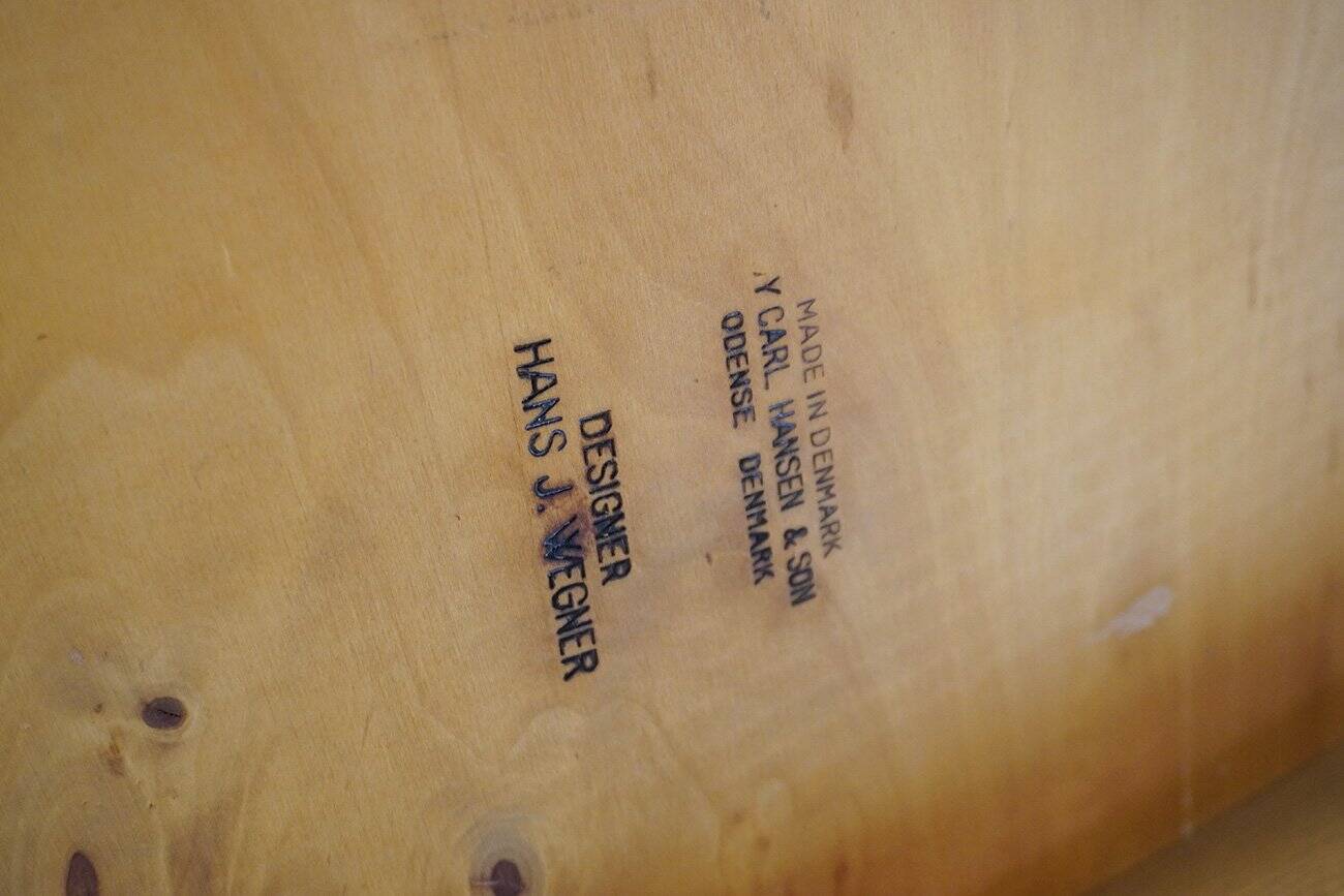 Vintage CH28 Sawbuck Lounge Chairs by Hans J. Wegner for Carl Hansen, 1960s, Set of 2