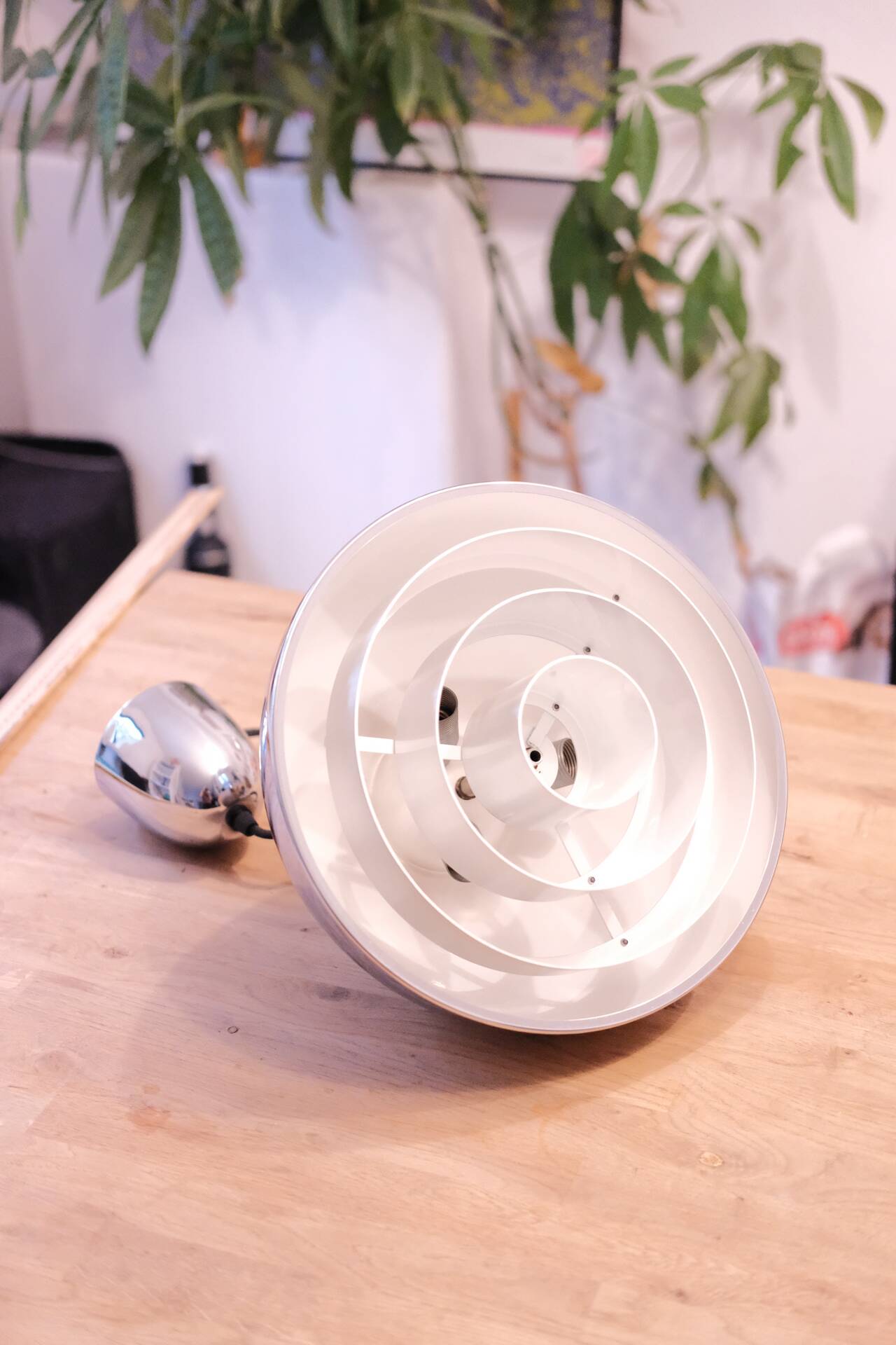 Vintage chrome dome suspension light, space age 70s, concentric rings bla.