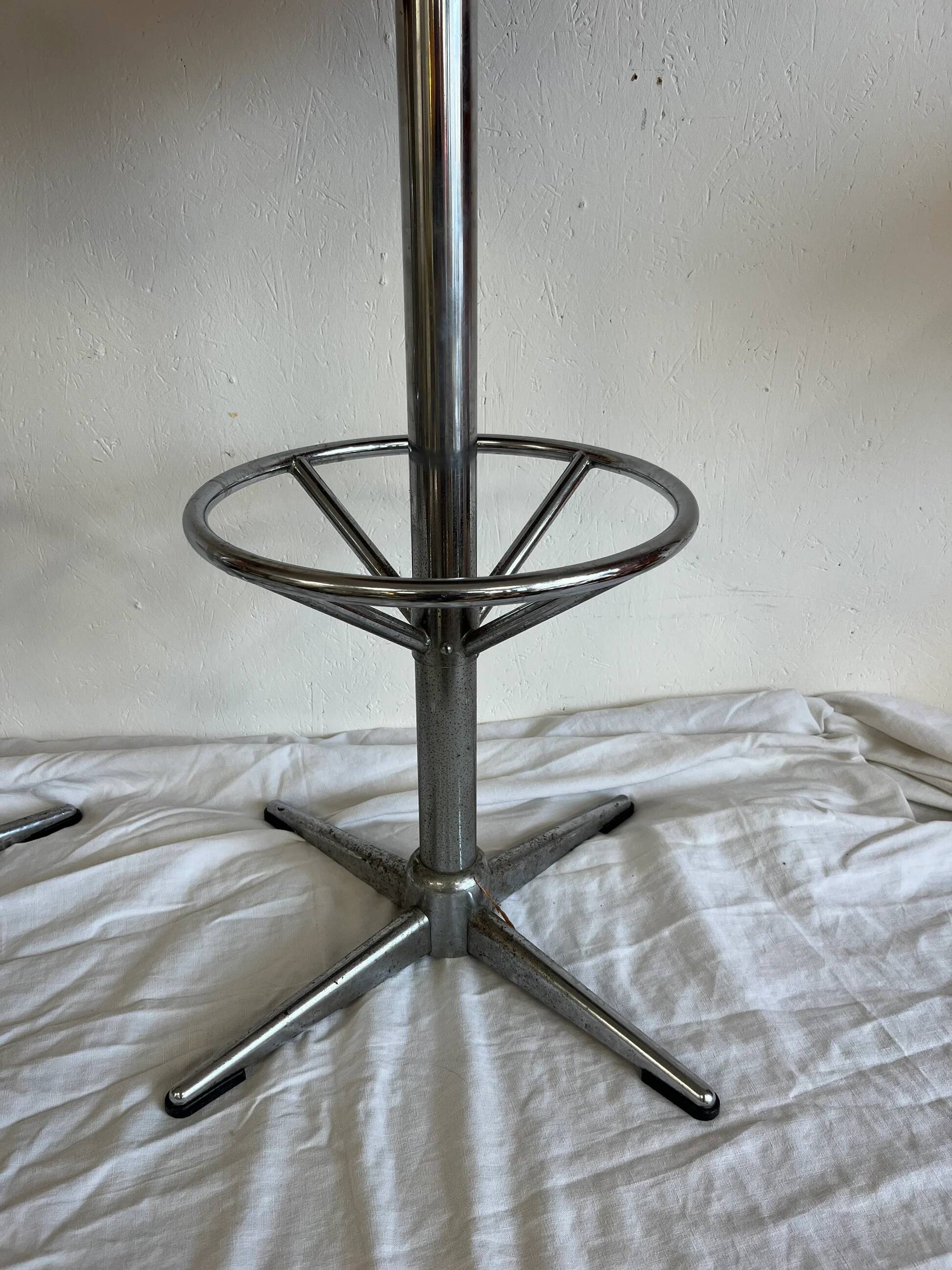 Tabouret en fausse fourrure 70s