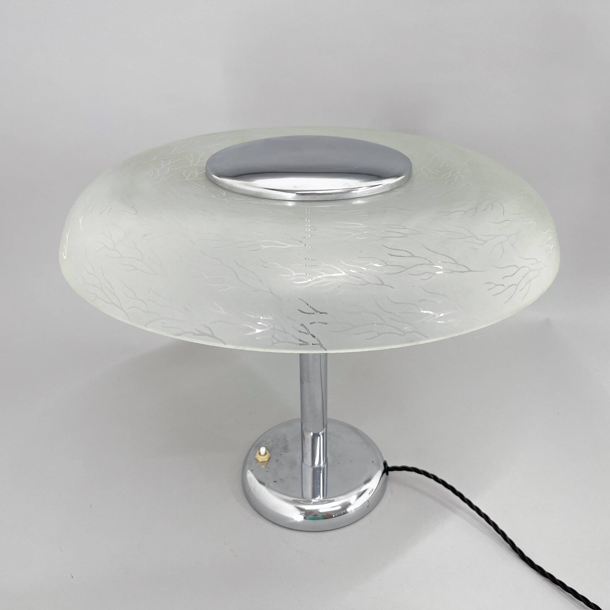 Lampe de table Bauhaus Chrome des années 1930, Tchécoslovaquie