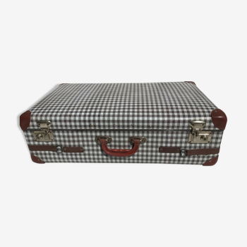 Suitcase cardboard tiles corners brown red