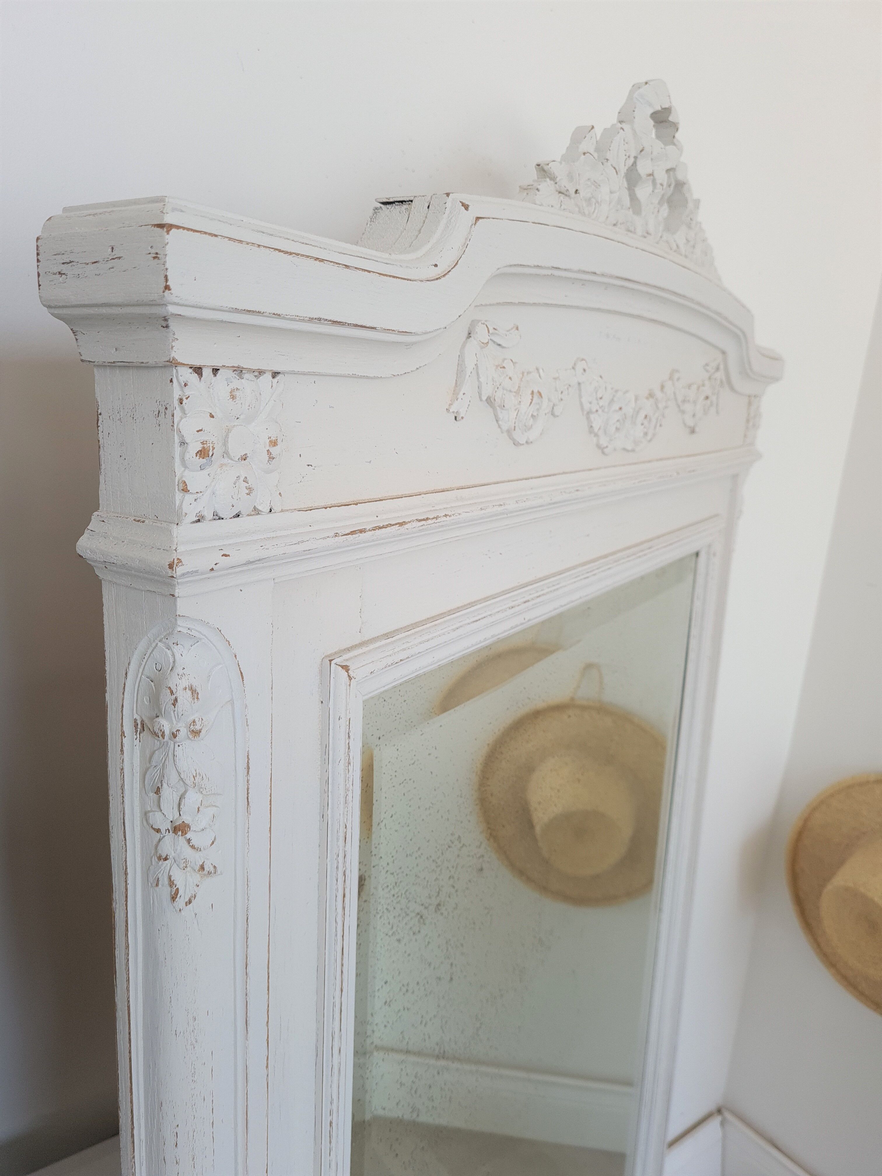 White patinated mirror 87x145cm