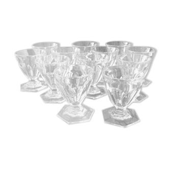 Suite of 12 glasses a porto baccarat modele harcourt