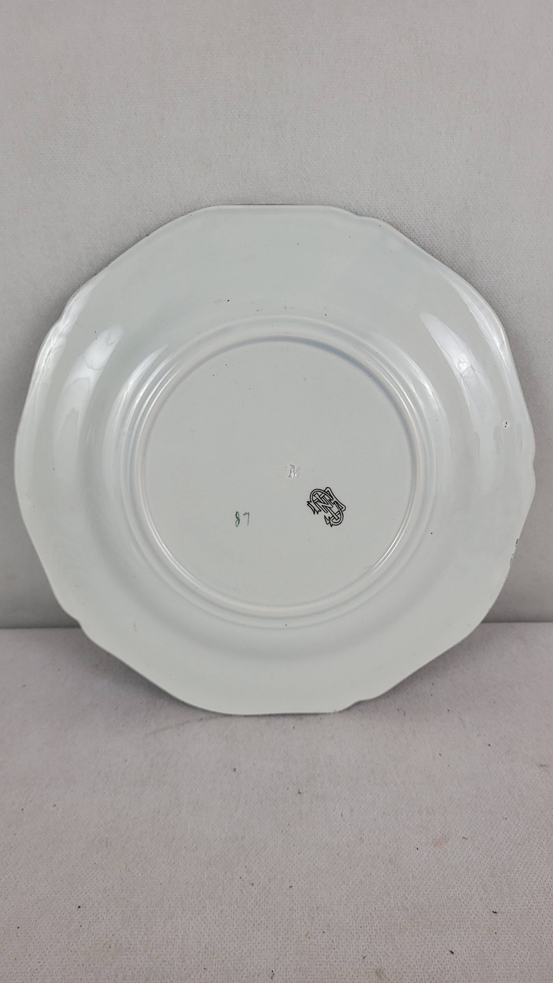 19th century Gien earthenware plate