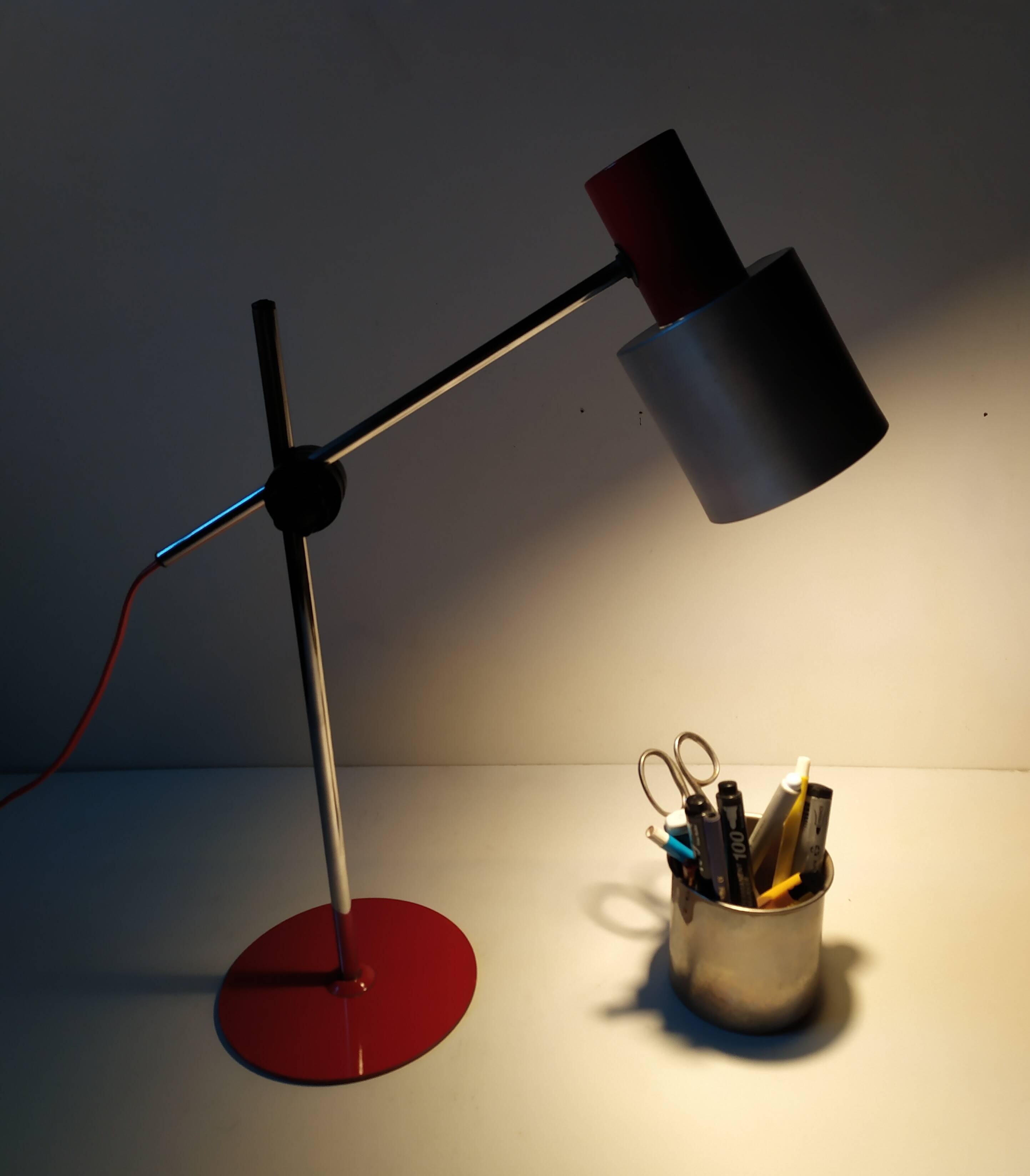 Vintage table lamp attributed to Stilnovo,1960s.