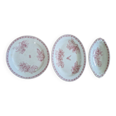 Ensemble de trois plats anciens