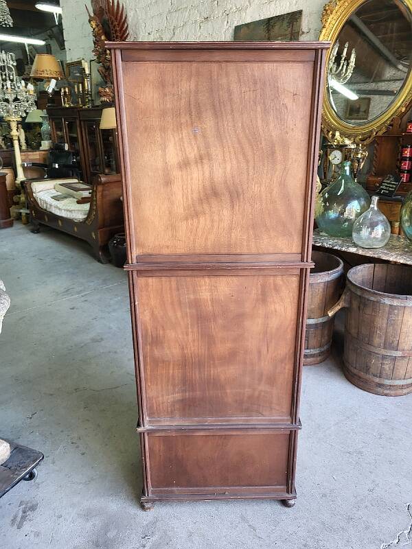 Wooden glass cabinet with 6 glass doors