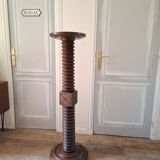 Large press screw seat