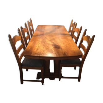 Table ans its 6 solid oak chairs