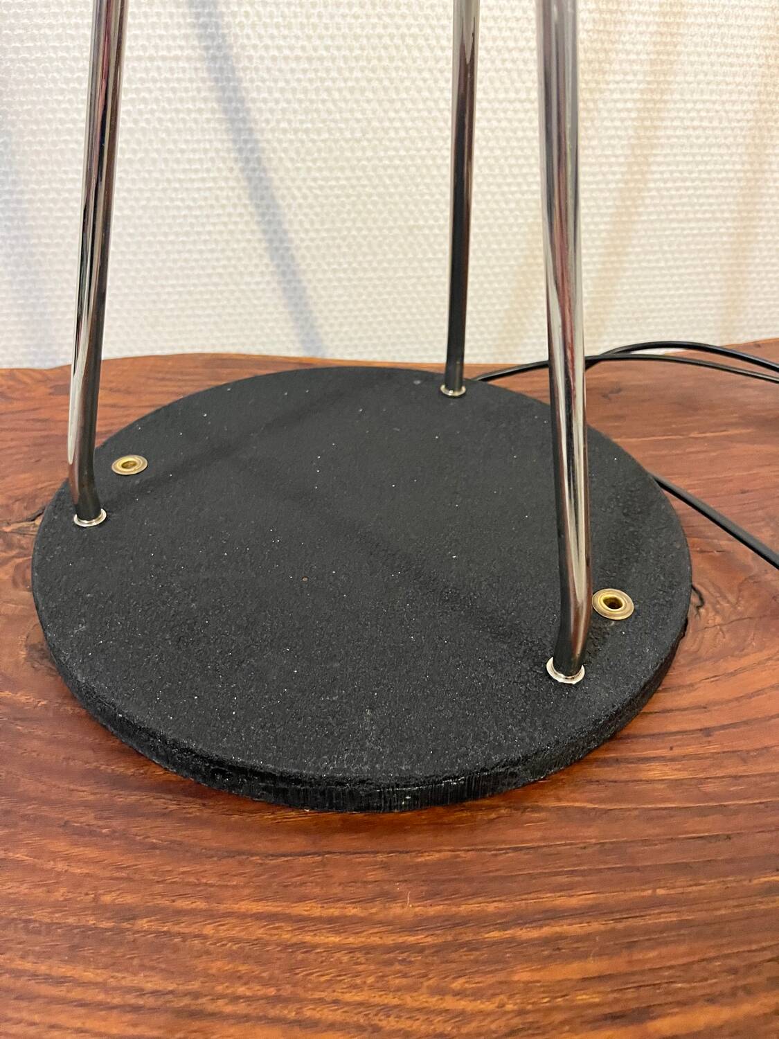 Lampadaire métal socle fonte 3 globes année 80