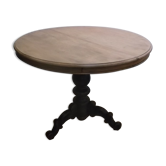 Ancient gueridon round table