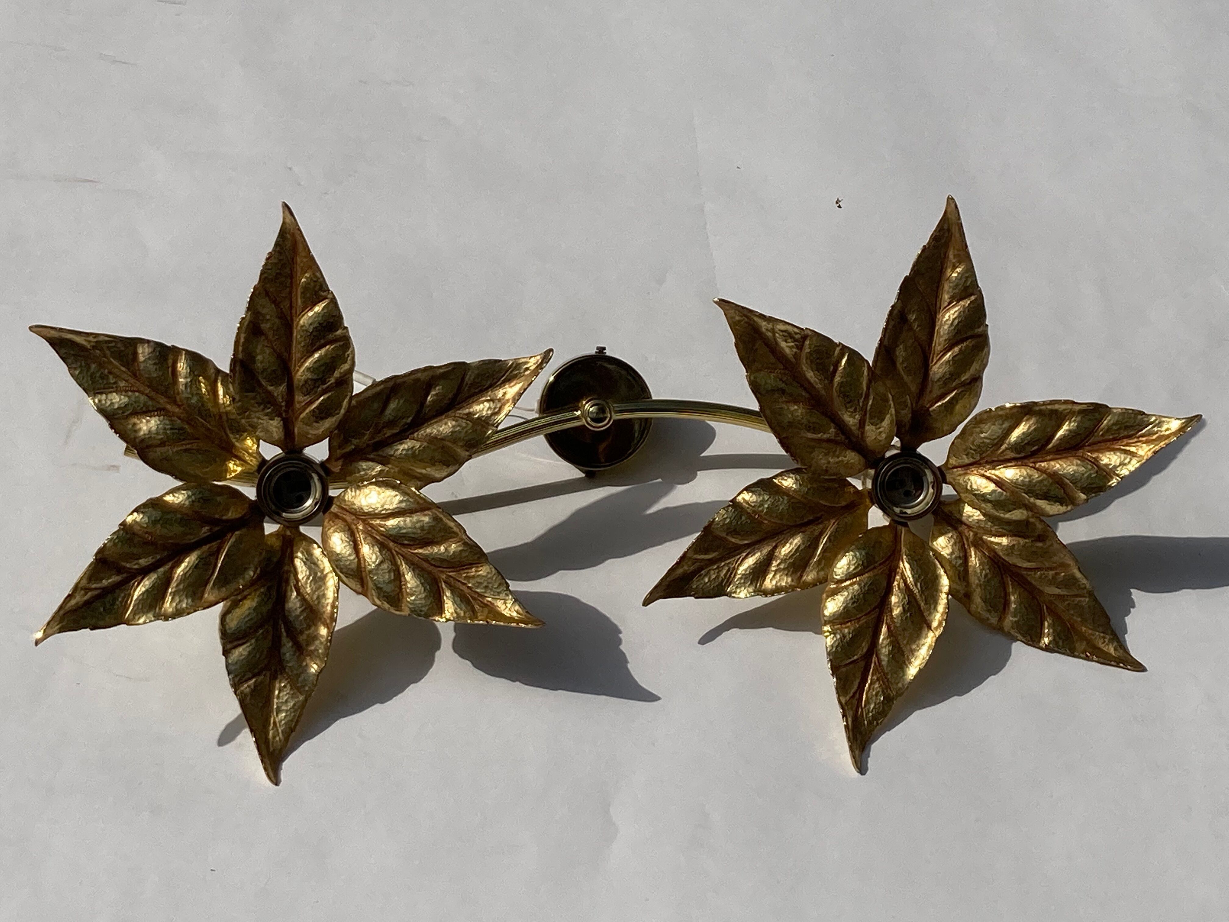 Hollywood regency brass floral wall sconce by Willy Daro