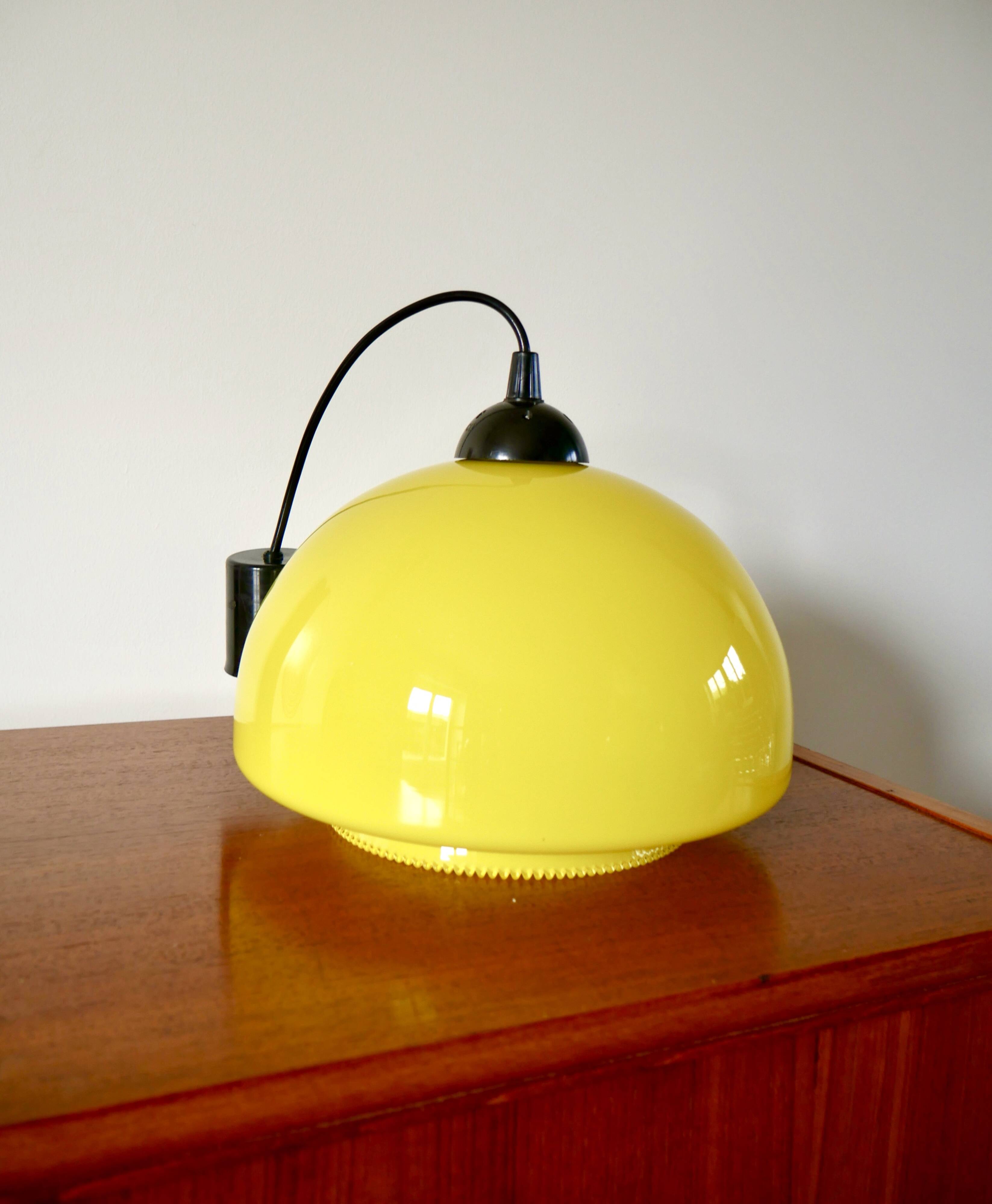 Suspension in yellow opaline mushroom design 60s-70s