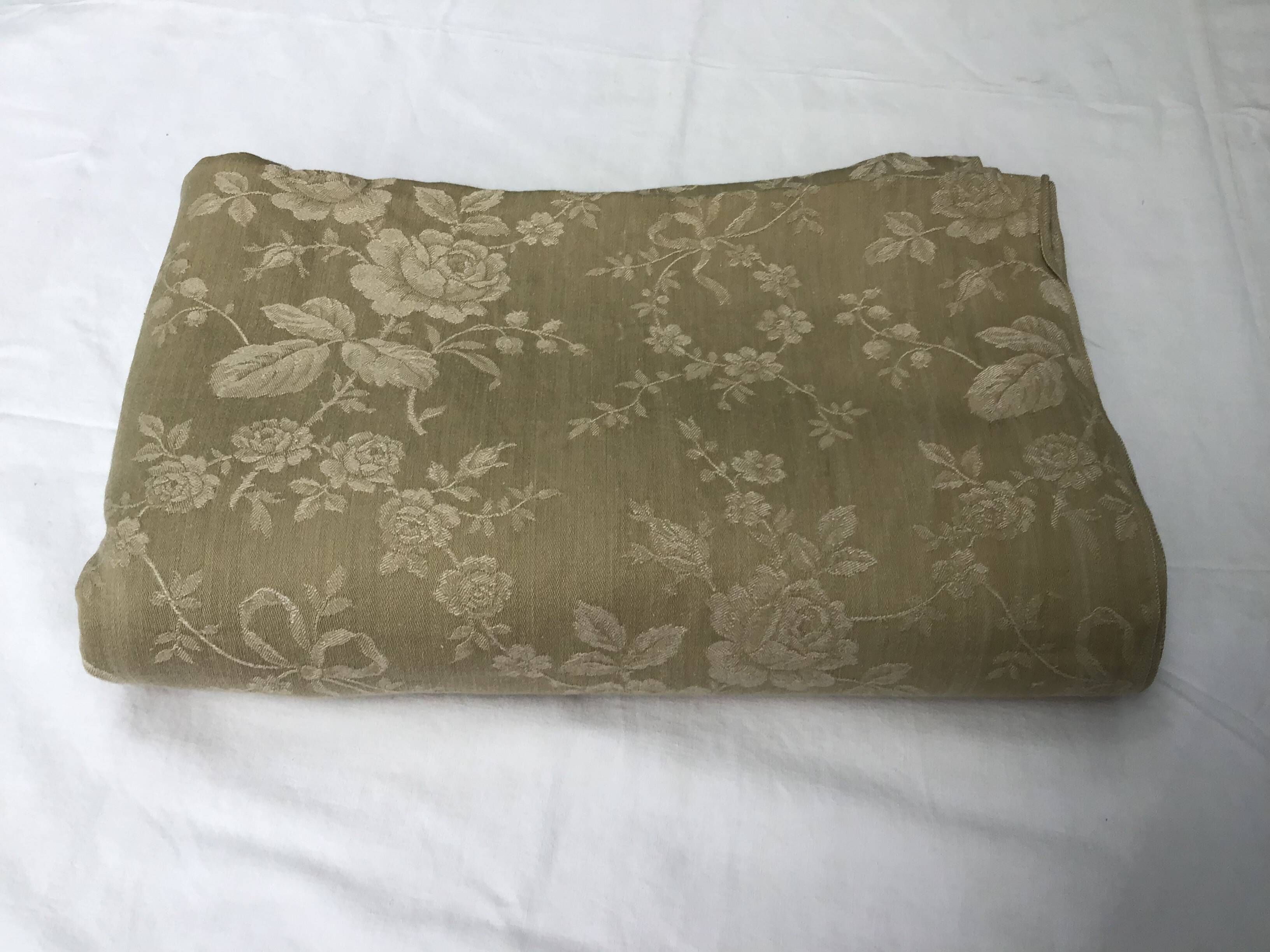 Large country tablecloth