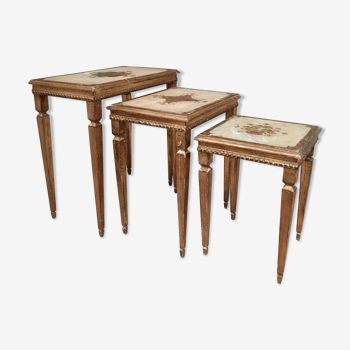 Venetian three-trundle table series