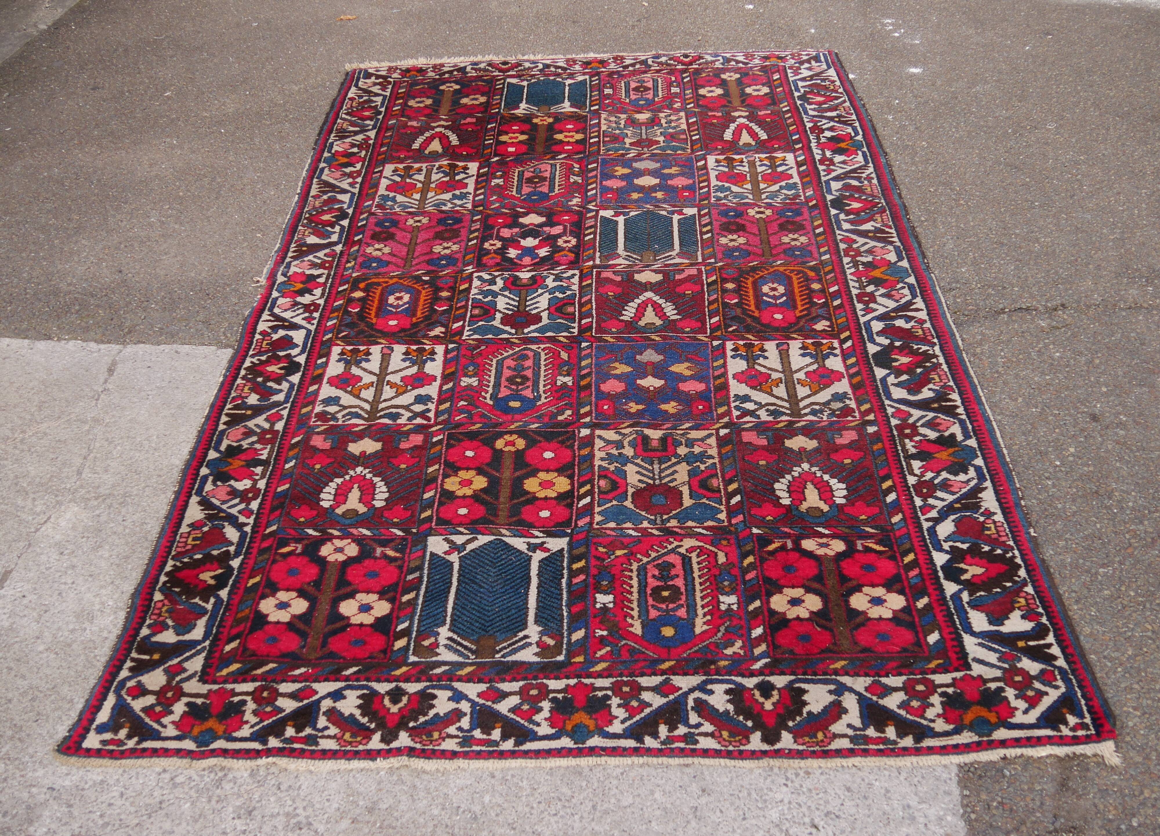 Tapis persan bakhtiar 272 x 165