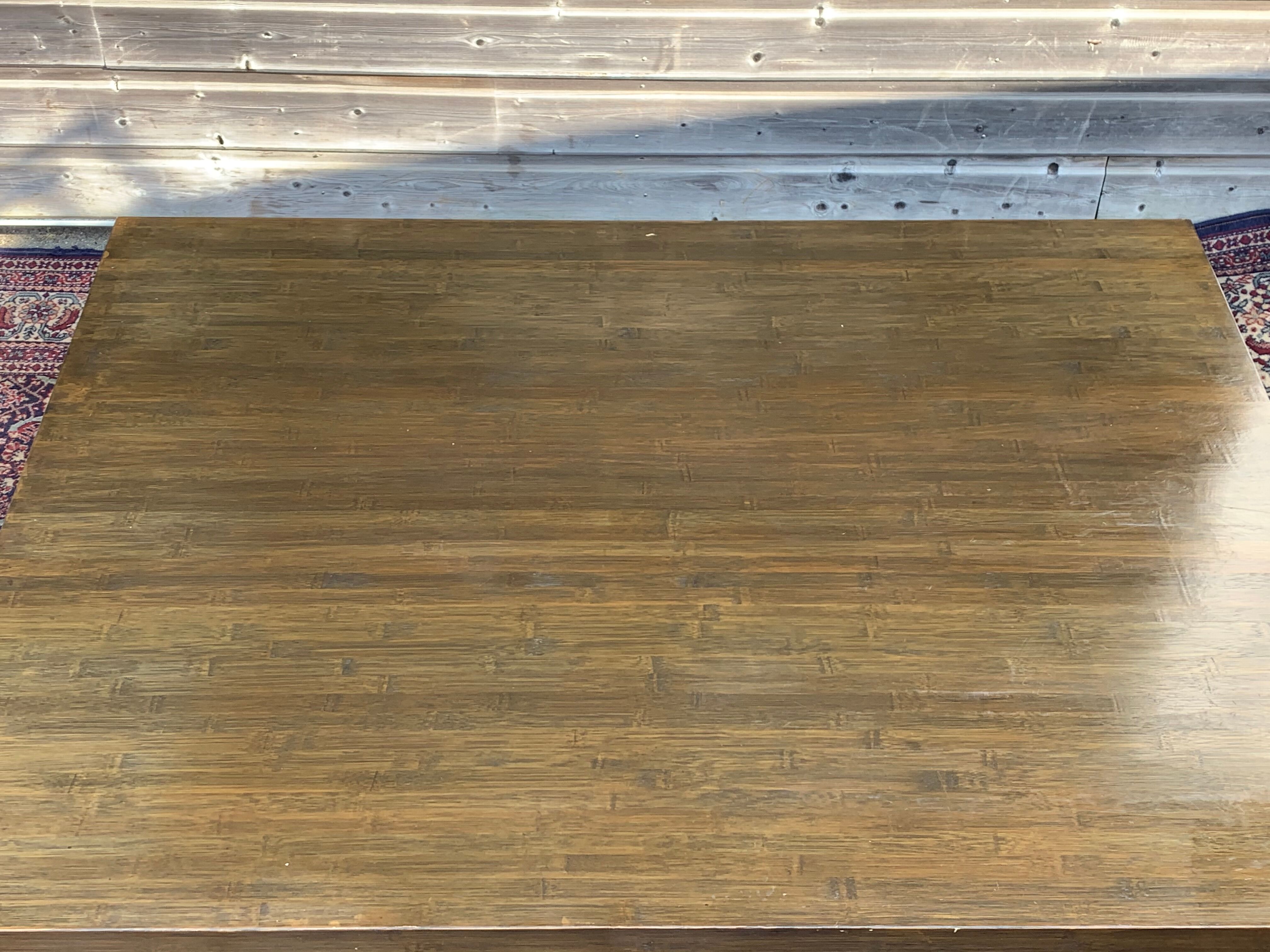 Green laqué coffee table