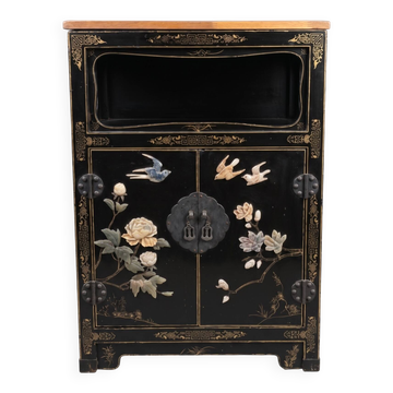 Chinese furniture