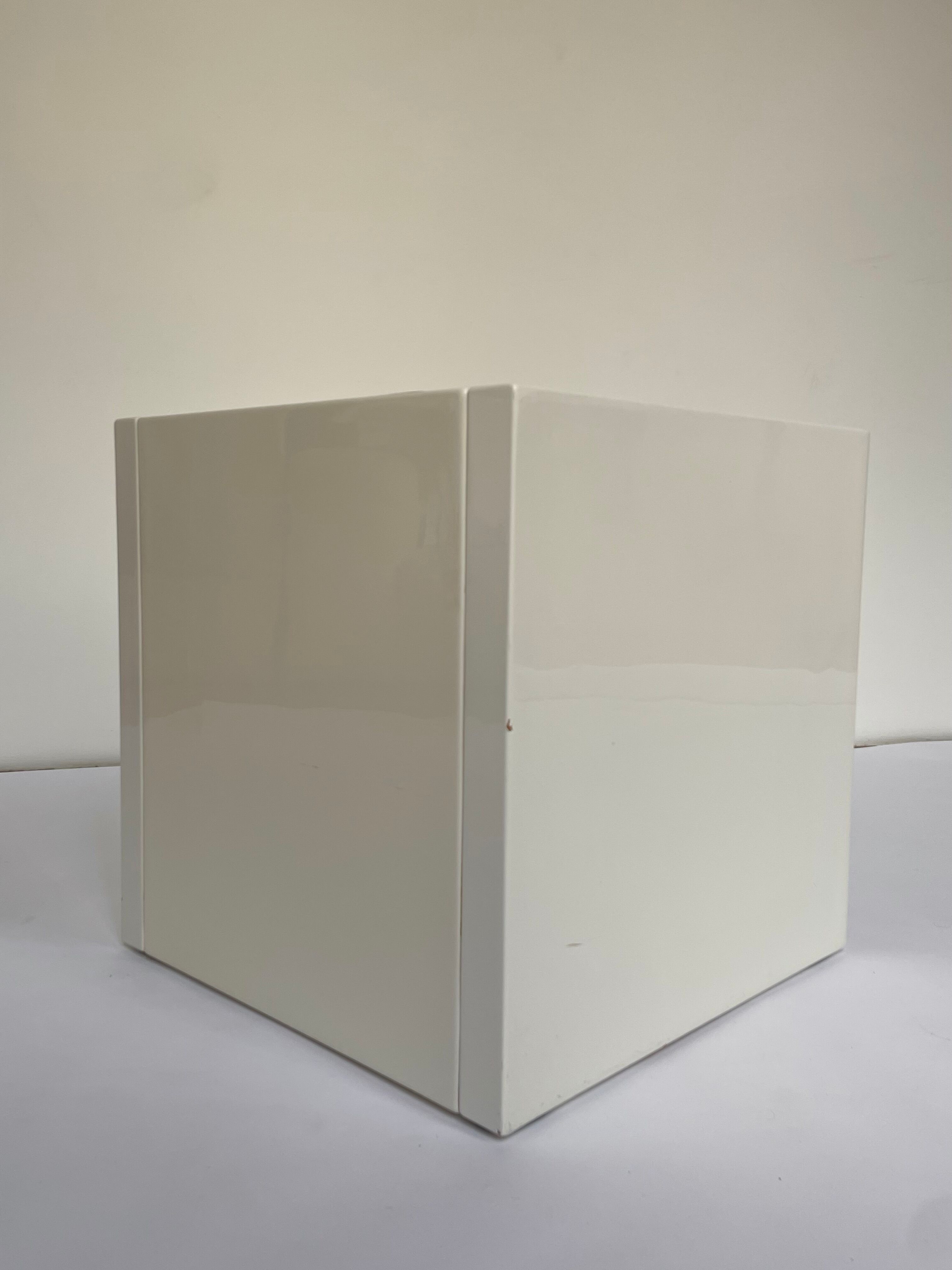 Tan Leather Cube Chair inspired by Lella & Massimo Vignelli