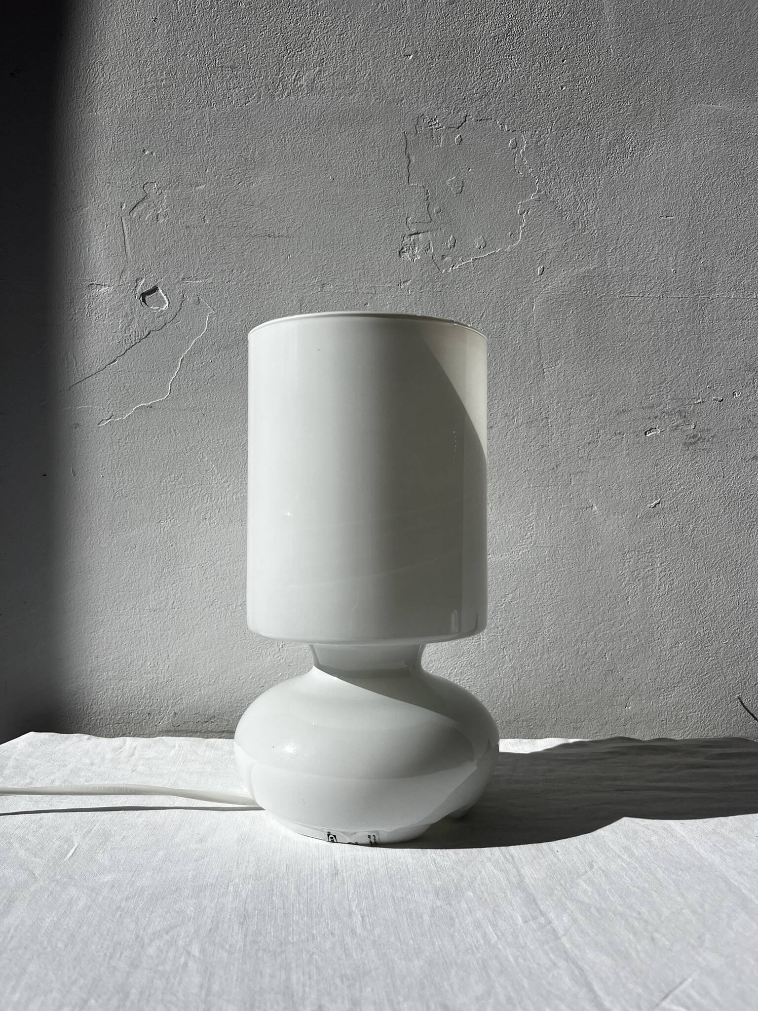 Lampe à poser IKEA vintage, modèle LYKTA blanc (à l'unité ou la paire)