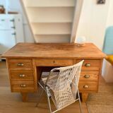 Vintage desk shell handles