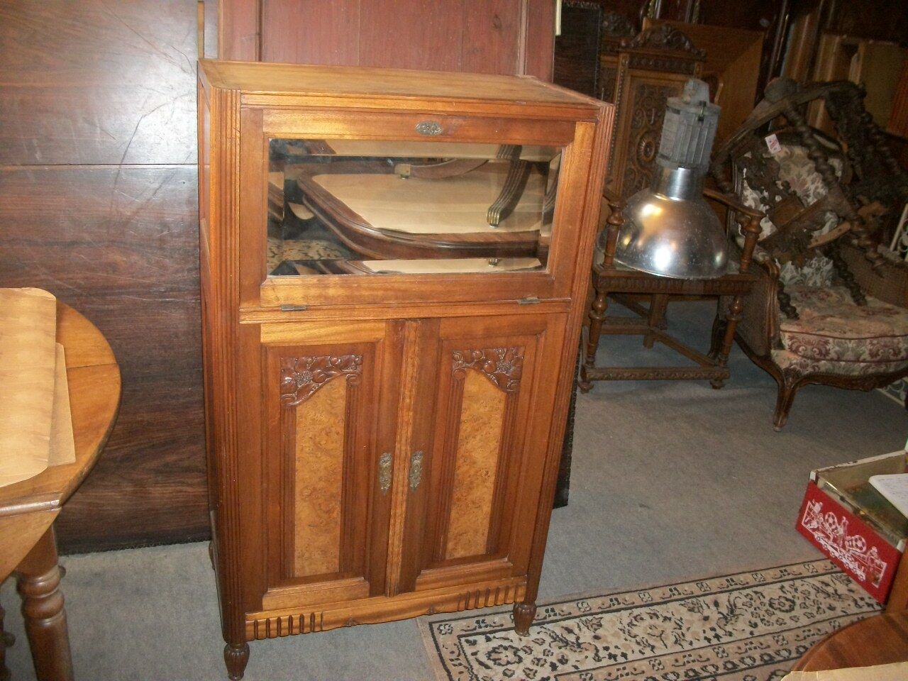 Art Deco bar furniture