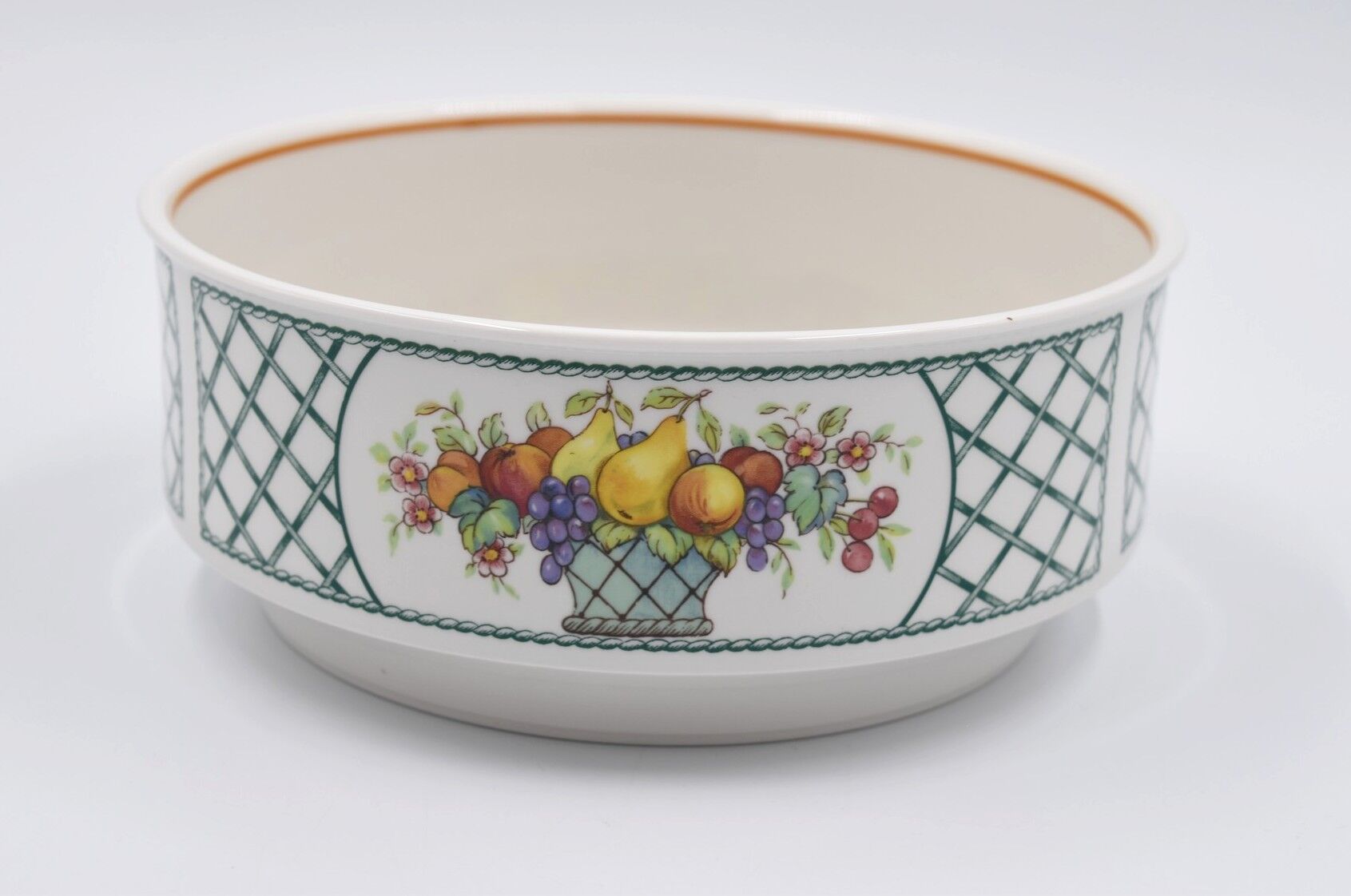 Salad bowl Villeroy & Boch model Basket