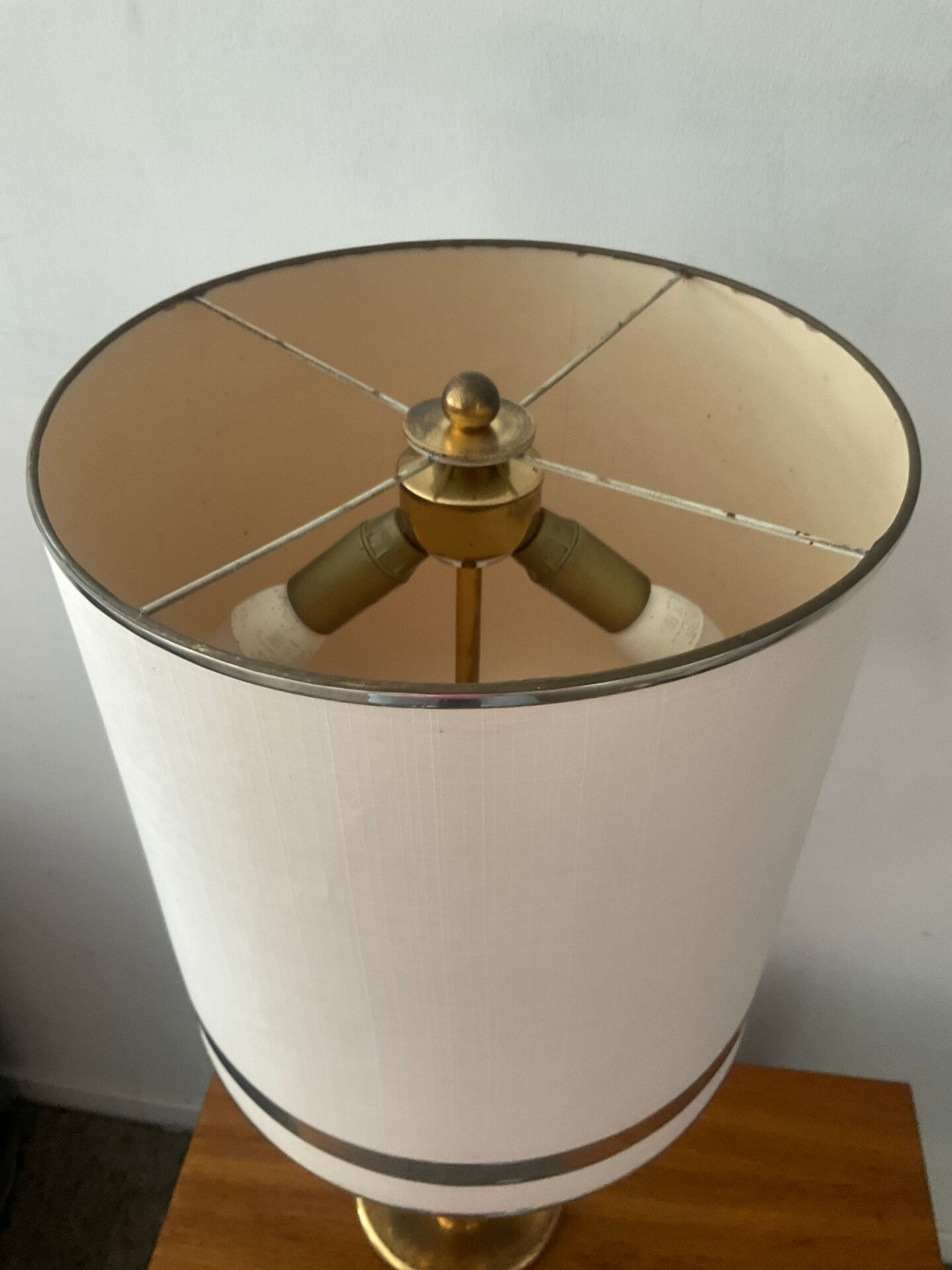 Brass lamp from the 60s-70s.